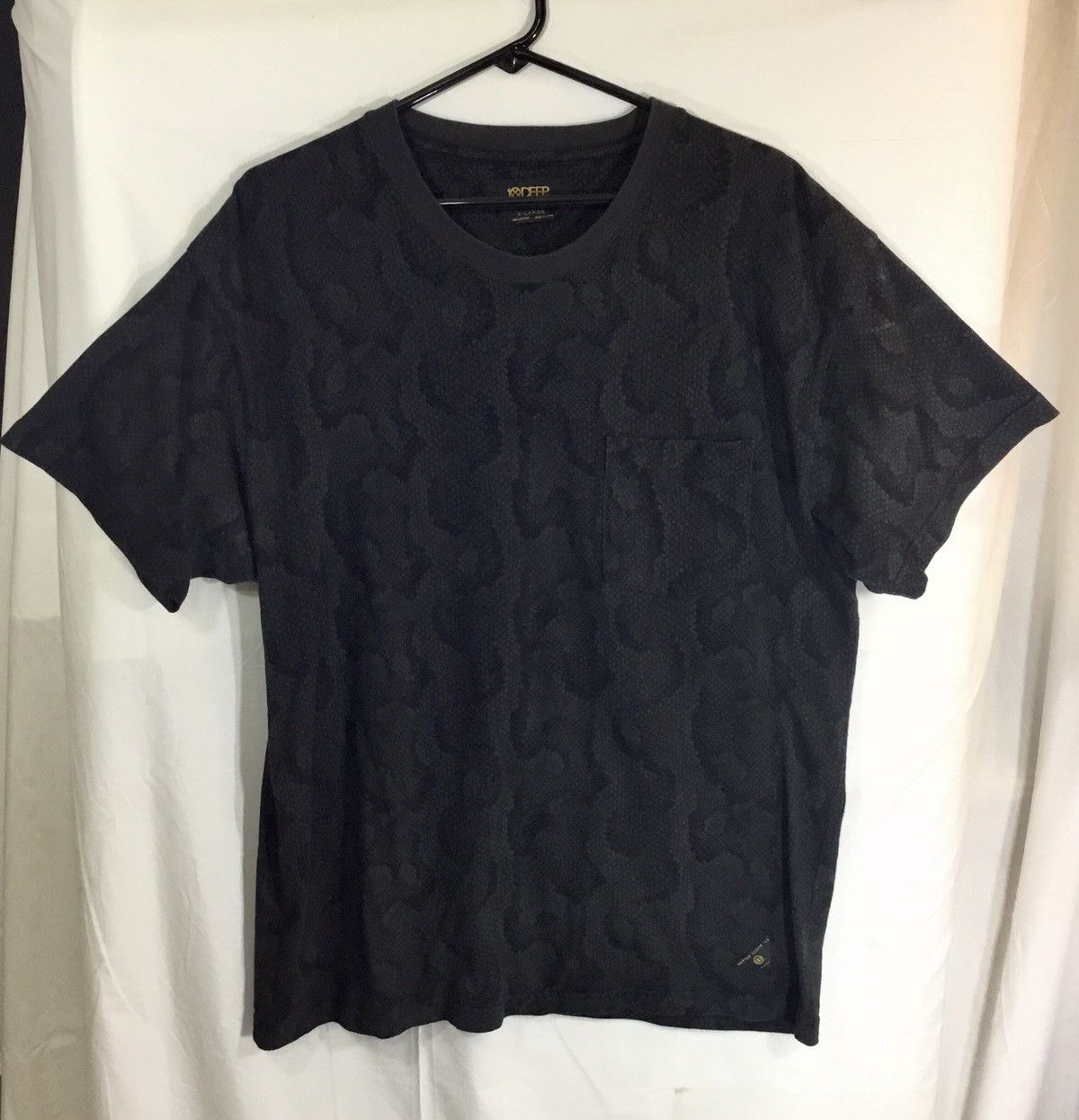 10 Deep Black Snake Print TShirt Grailed