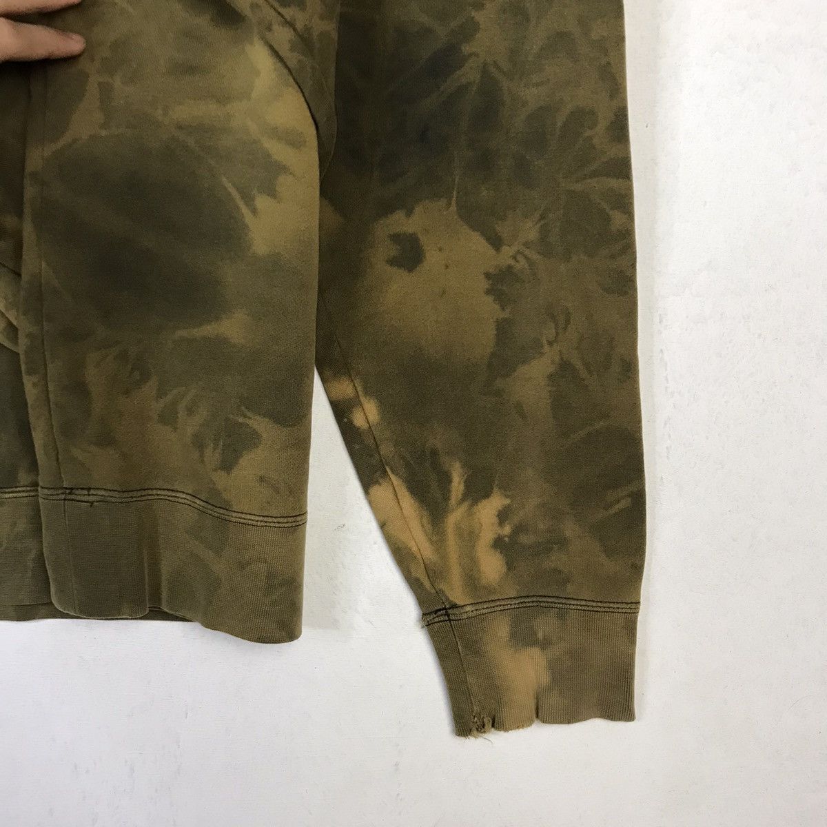 Nike × Vintage Vitage y2k Nike Distressed Bleached Hoodie Sweater Size US L / EU 52-54 / 3 - 8 Thumbnail