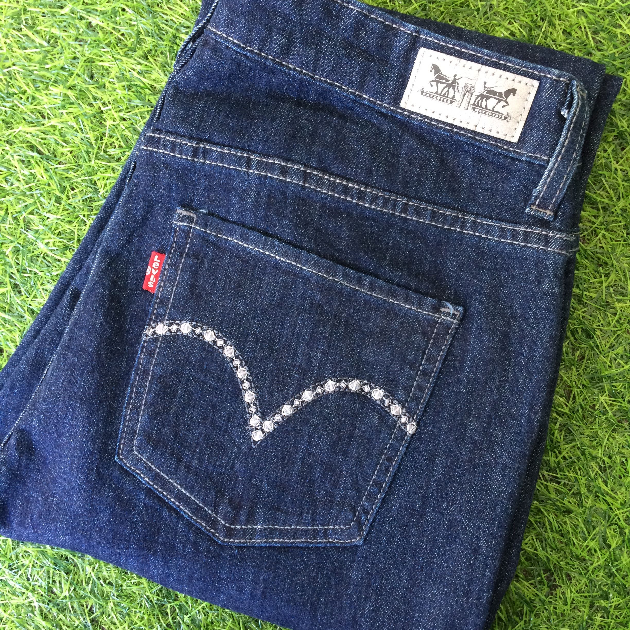 Levi's Vintage Distressed Levis Mid Rise Skinny Jeans #B-422 Size 30" / US 8 / IT 44 - 1 Thumbnail