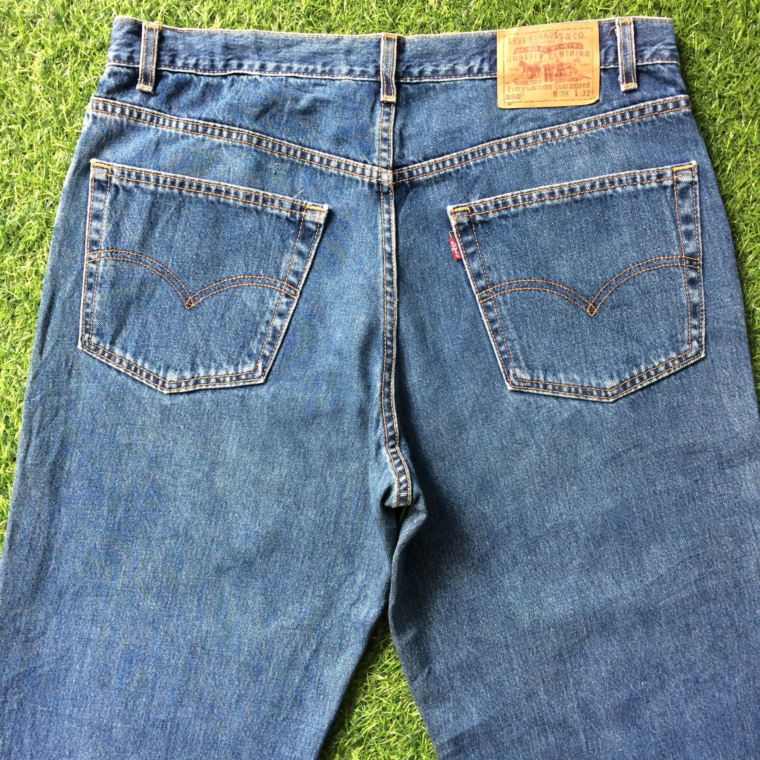 Levi's Vintage Distressed Levis 550 Jeans #B-836 Size US 37 - 4 Thumbnail