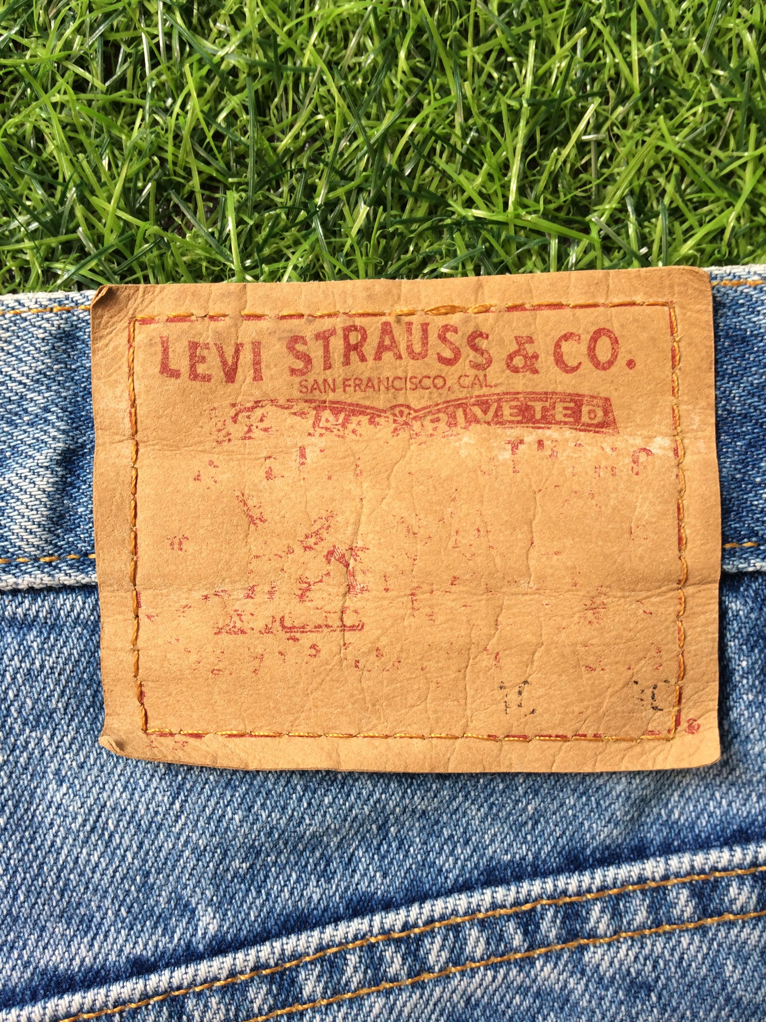 Levi's Vintage Distressed Levis 901 Cropped Jeans #B-868 Size US 39 - 9 Thumbnail