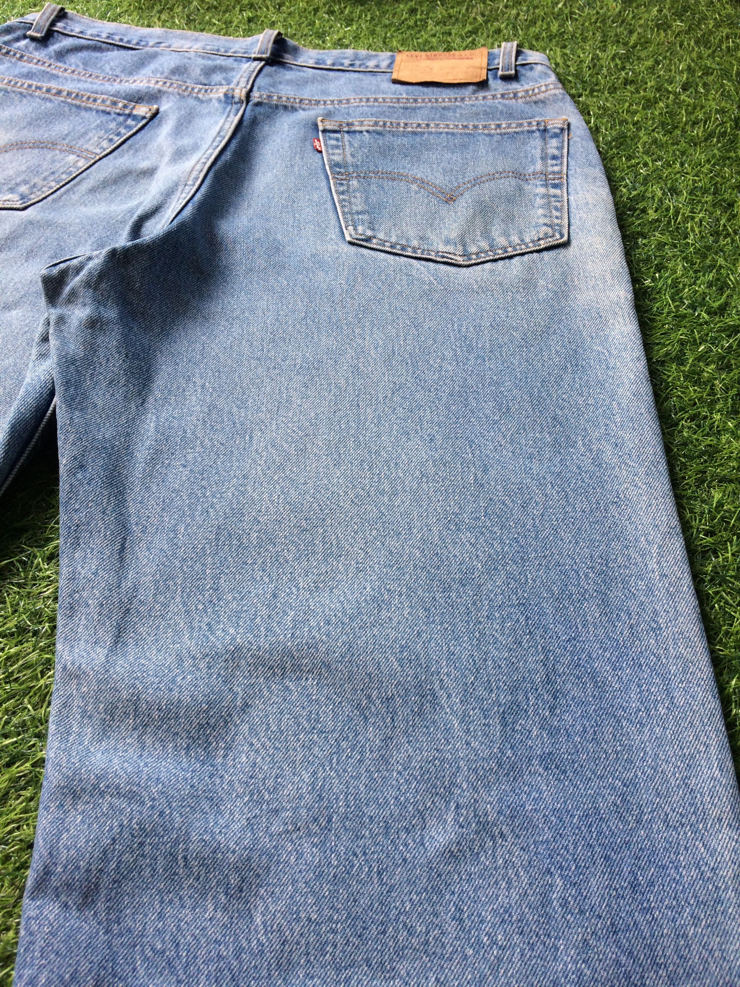 Levi's Vintage Distressed Levis 901 Cropped Jeans #B-868 Size US 39 - 7 Thumbnail