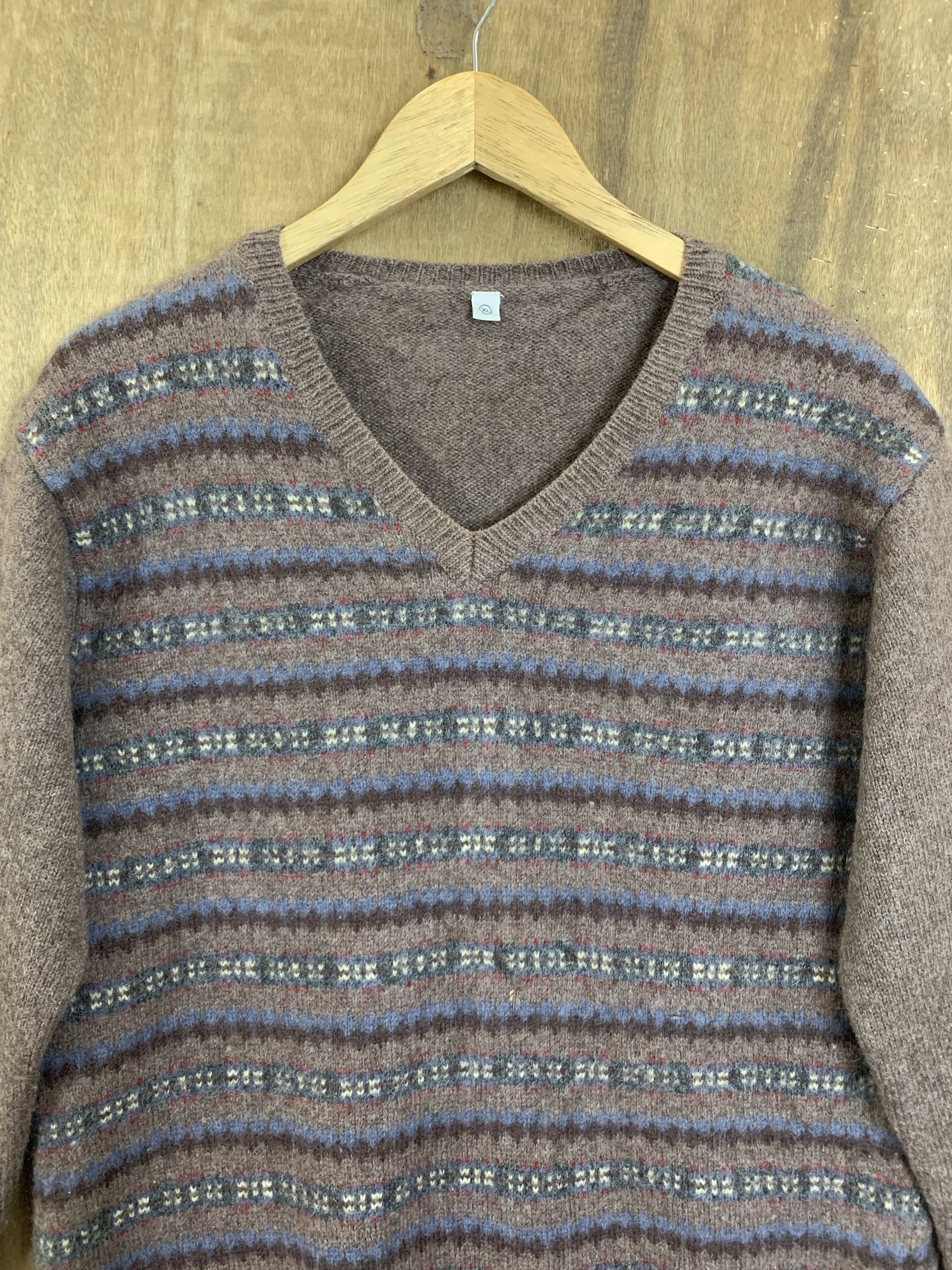 Aran Isles Knitwear Knitwear Uniqlo Woolmark 52810393 Mohair Womenswear Size M / US 6-8 / IT 42-44 - 3 Thumbnail