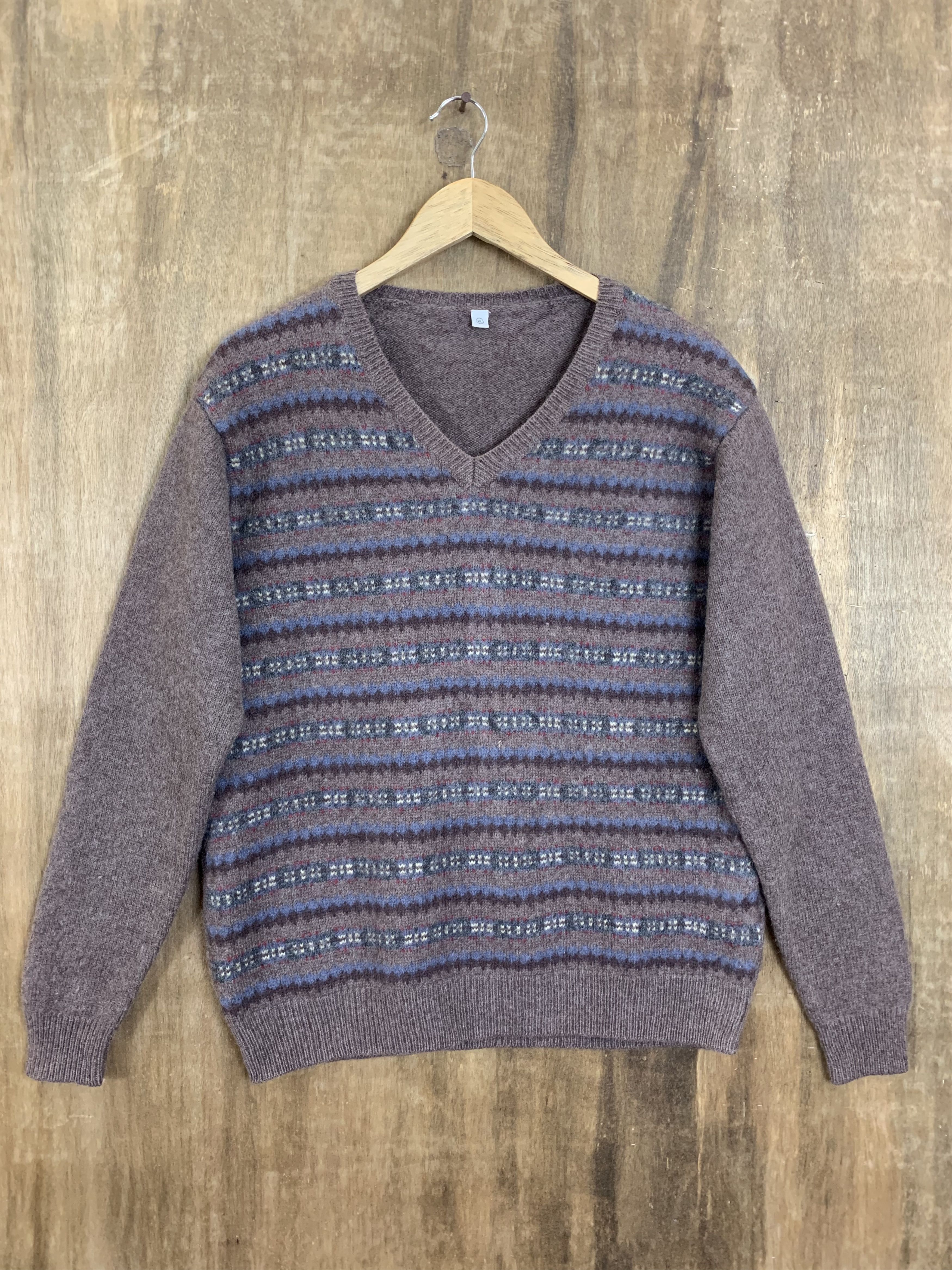 Aran Isles Knitwear Knitwear Uniqlo Woolmark 52810393 Mohair Womenswear Size M / US 6-8 / IT 42-44 - 1 Thumbnail