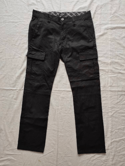 Burberry Rare Burberry Black Label Cargo Pants Size US 33 - 1 Thumbnail