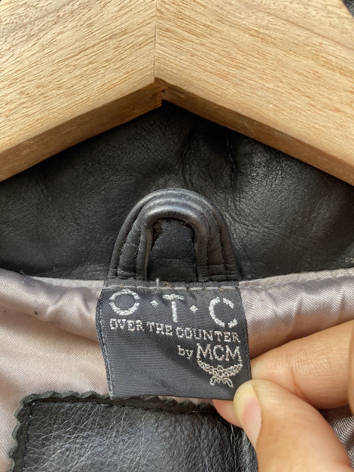 MCM 💥RARE💥 Vintage 90’s MCM O.T.C Puffer Leather Jacket Size US L / EU 52-54 / 3 - 16 Thumbnail