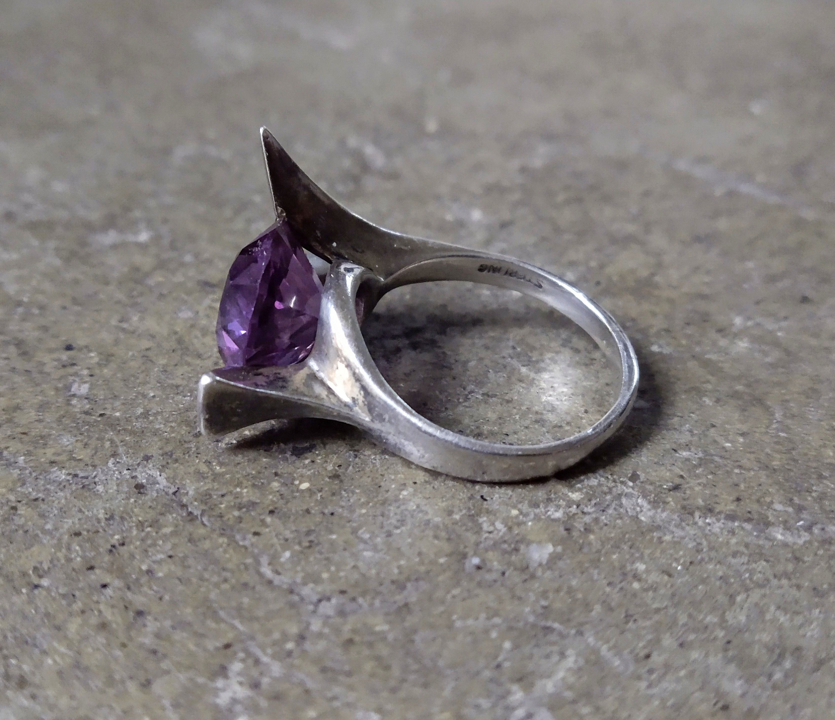 Jewelry Vintage Sterling Silver Ring 8.75 Purple Blue Avant Garde Size ONE SIZE - 5 Thumbnail