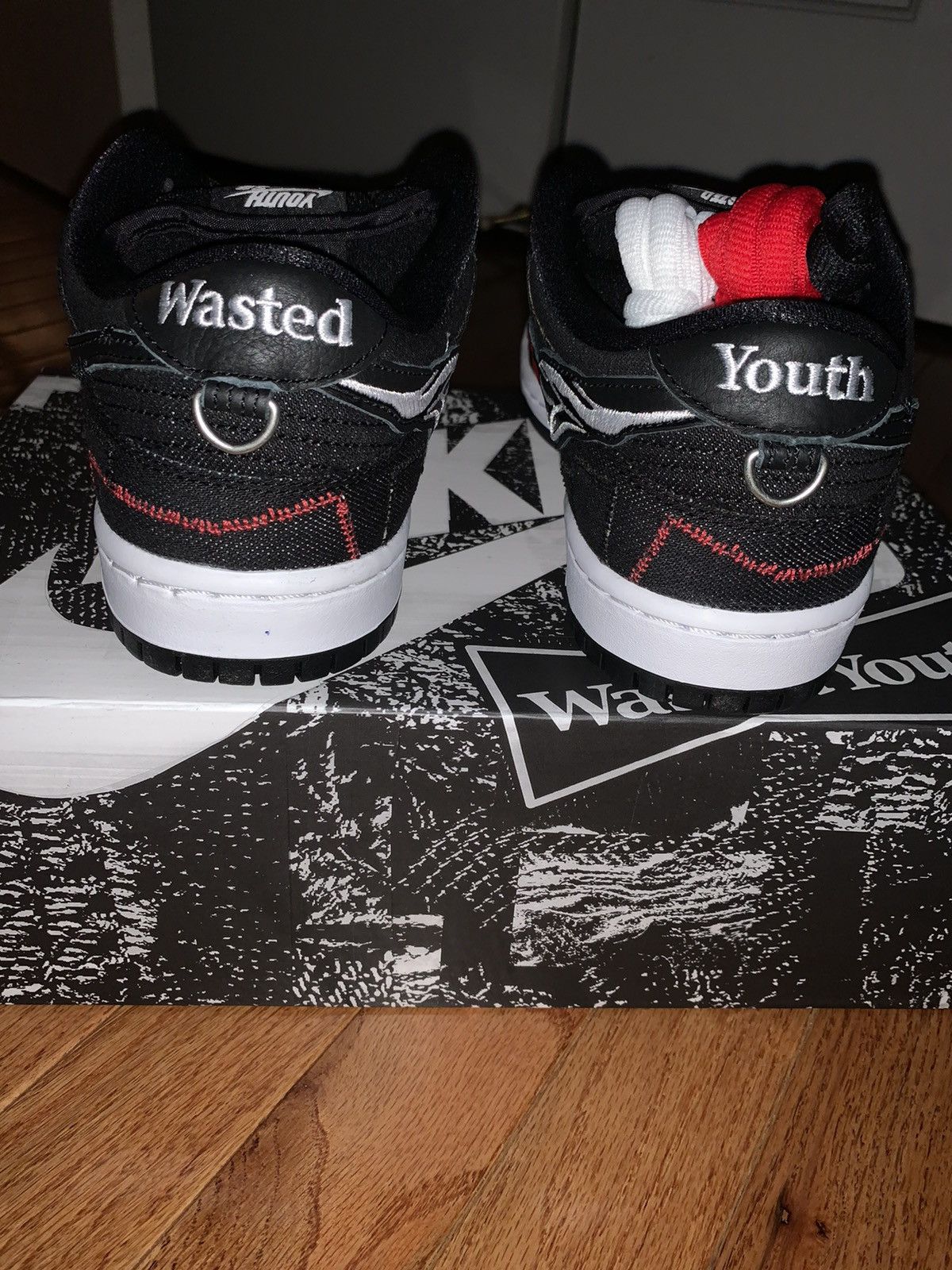Nike Nike SB Dunk Low Wasted Youth Special Box Size US 7 / EU 40 - 3 Thumbnail