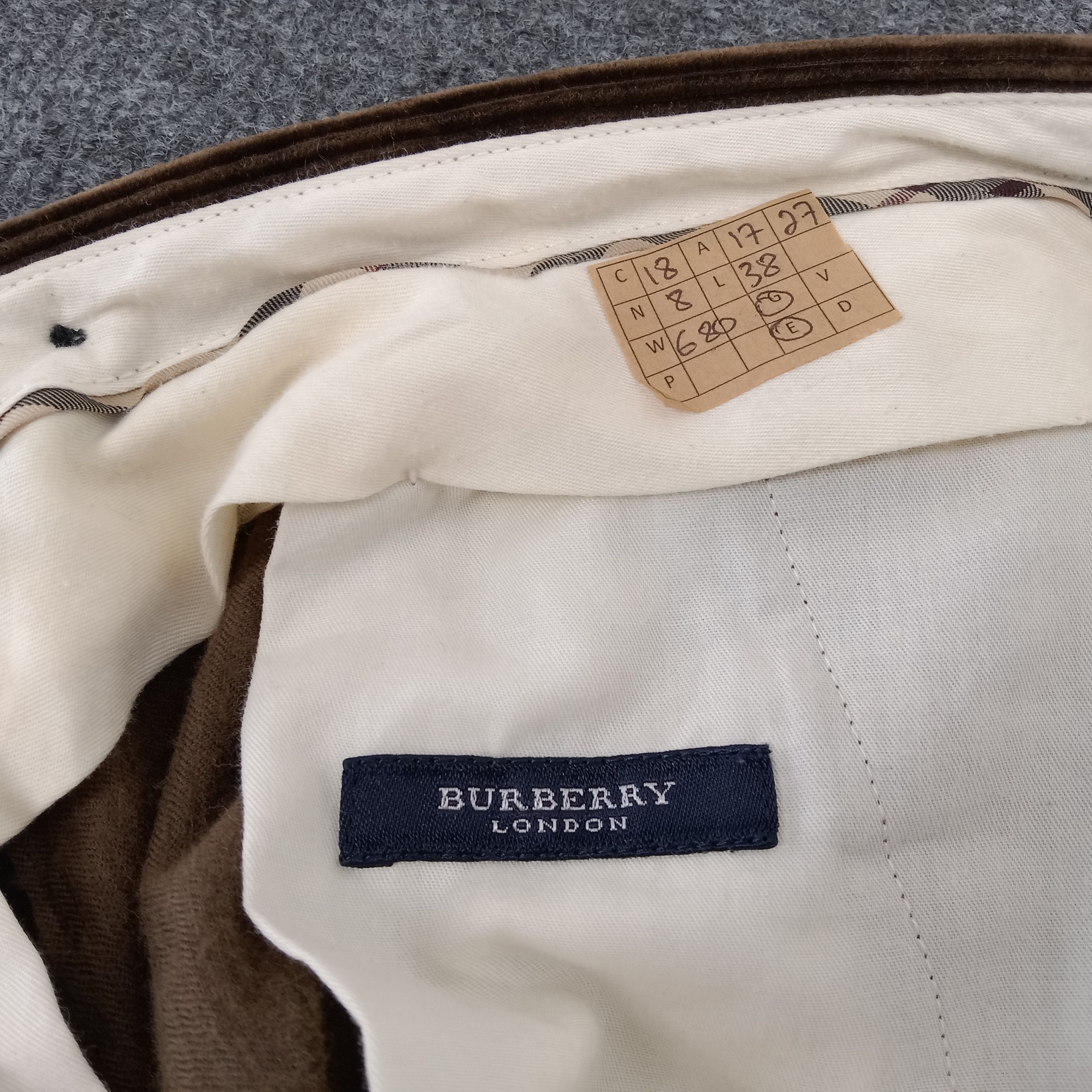 Burberry × Vintage Burberry London Velvet Style Trousers Pants Size US 34 / EU 50 - 8 Thumbnail