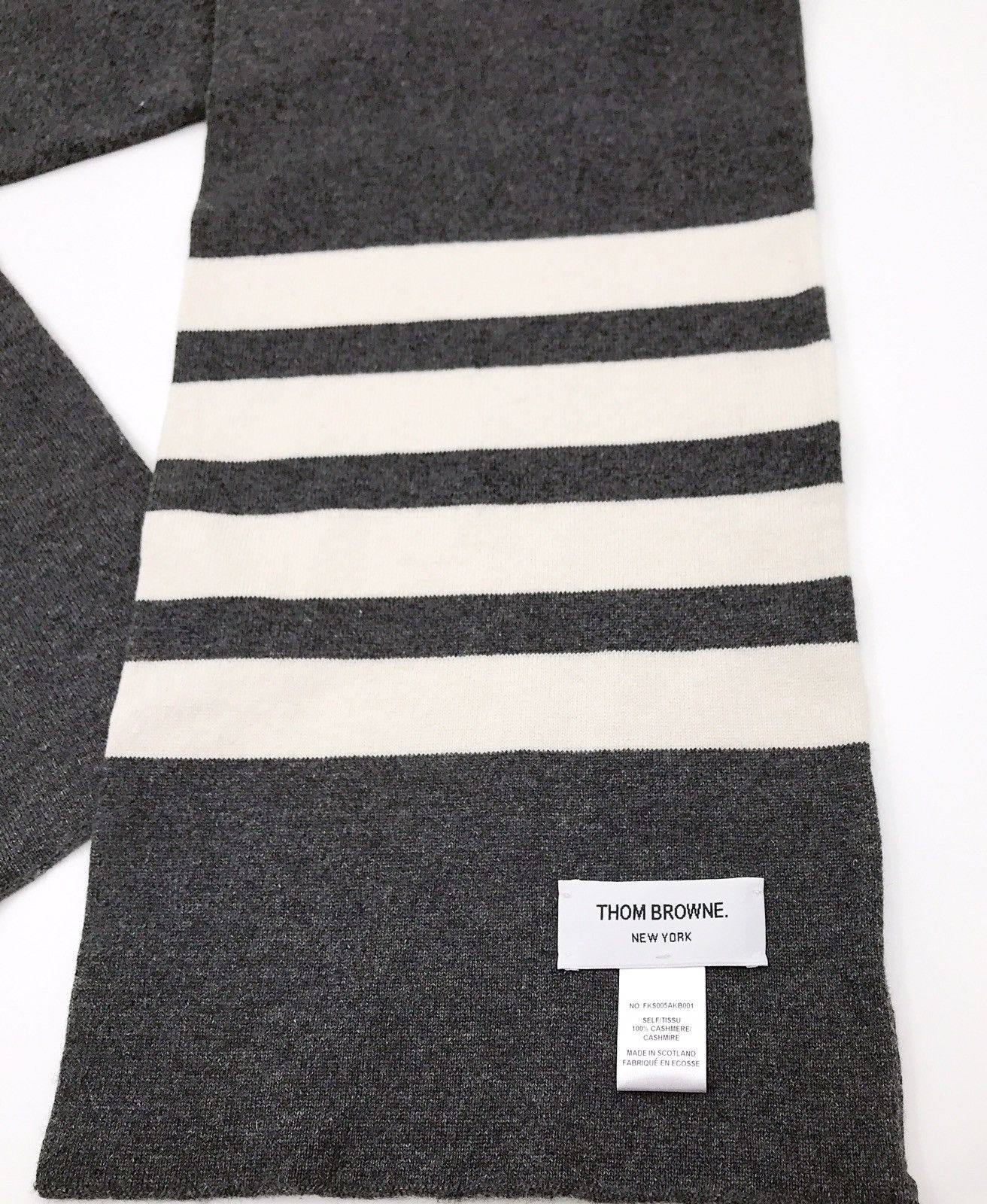 Thom Browne THOM BROWNE CLASSIC CASHMERE MID GREY SCARF Size ONE SIZE - 2 Thumbnail