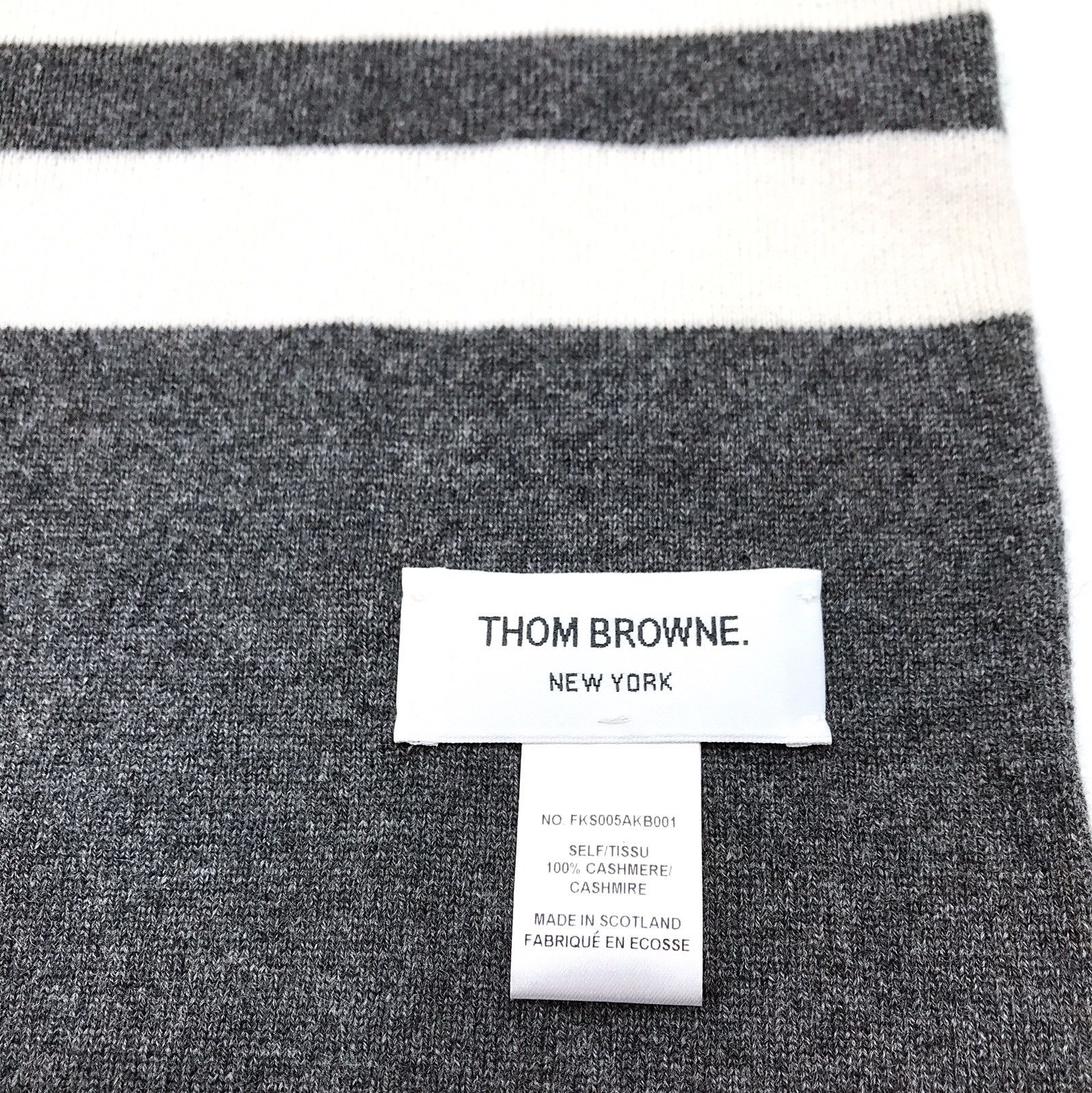 Thom Browne THOM BROWNE CLASSIC CASHMERE MID GREY SCARF Size ONE SIZE - 3 Thumbnail
