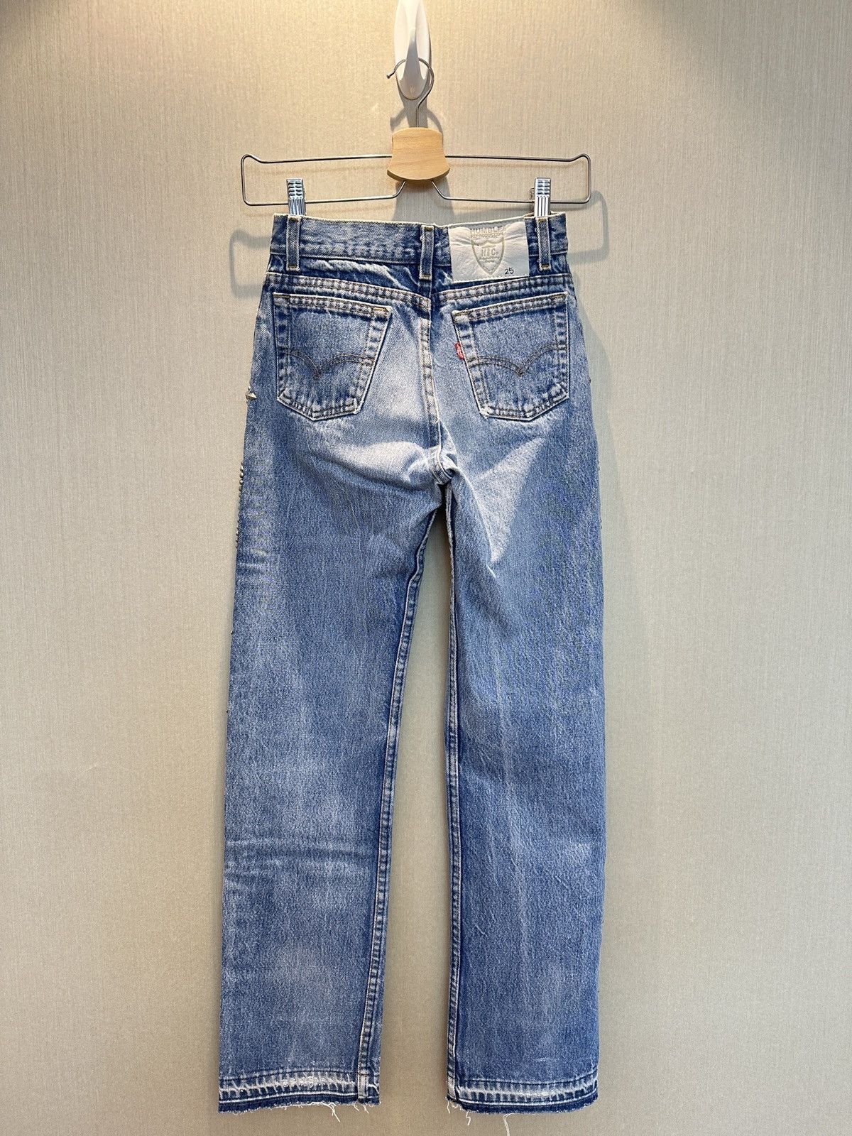 Hollywood Trading Company HTC IrregulaR HUMBLE Gemstone Studded Vintage Levi’s Jeans Size 25" / US 0 / IT 36 - 5 Thumbnail