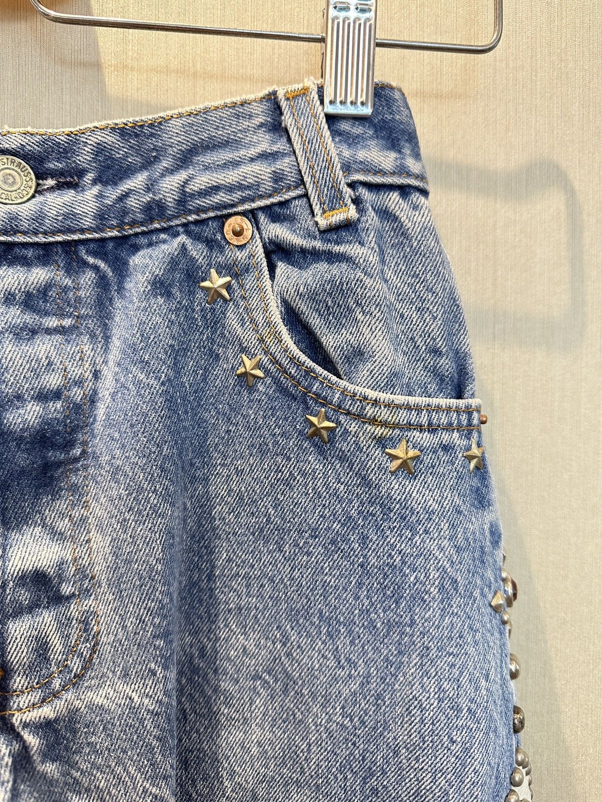 Hollywood Trading Company HTC IrregulaR HUMBLE Gemstone Studded Vintage Levi’s Jeans Size 25" / US 0 / IT 36 - 3 Thumbnail