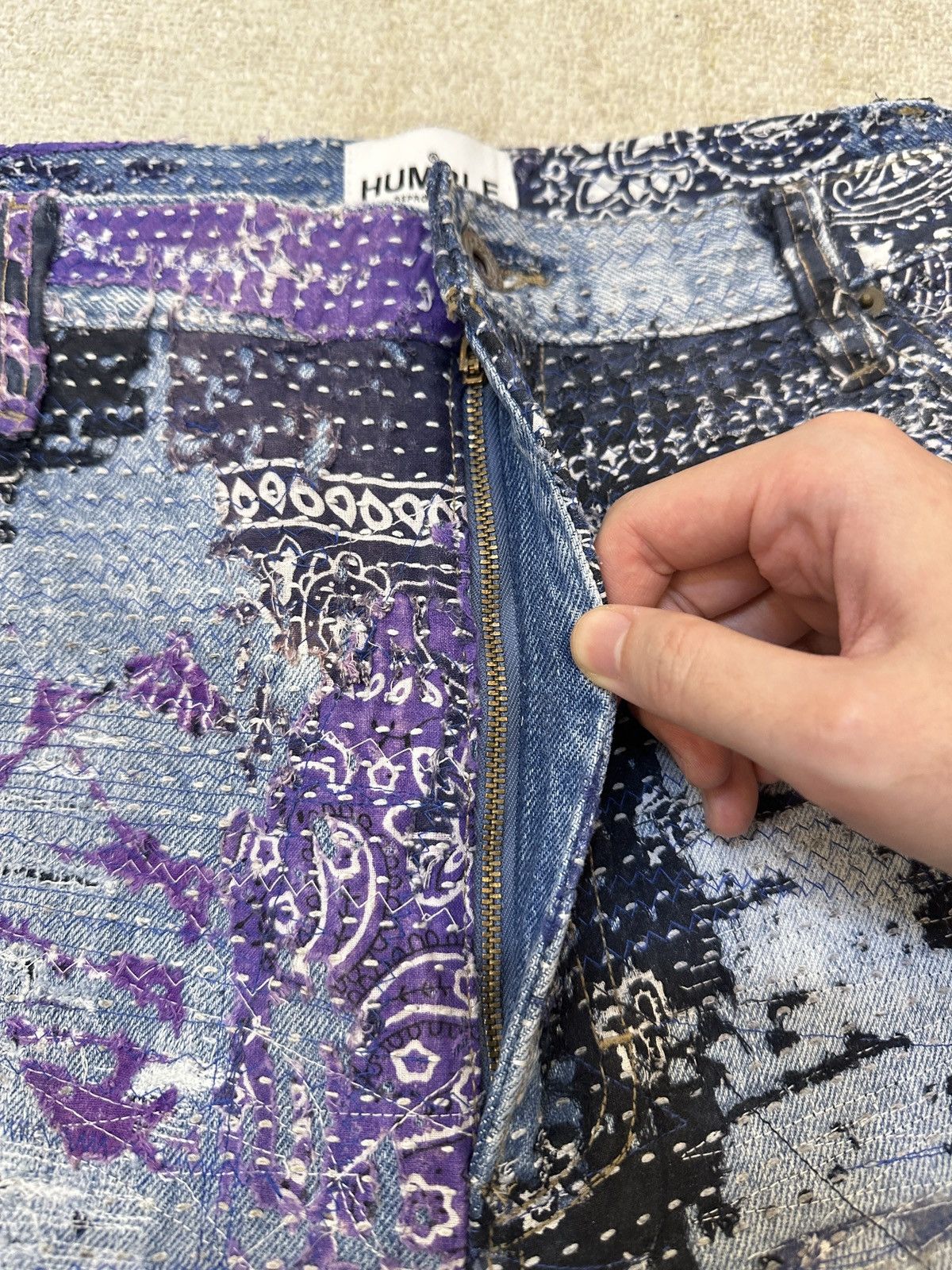 Japanese Brand HUMBLE HUMBOROS Bandana Distressed Sashiko Boro Shorts Size US 36 / EU 52 - 9 Thumbnail