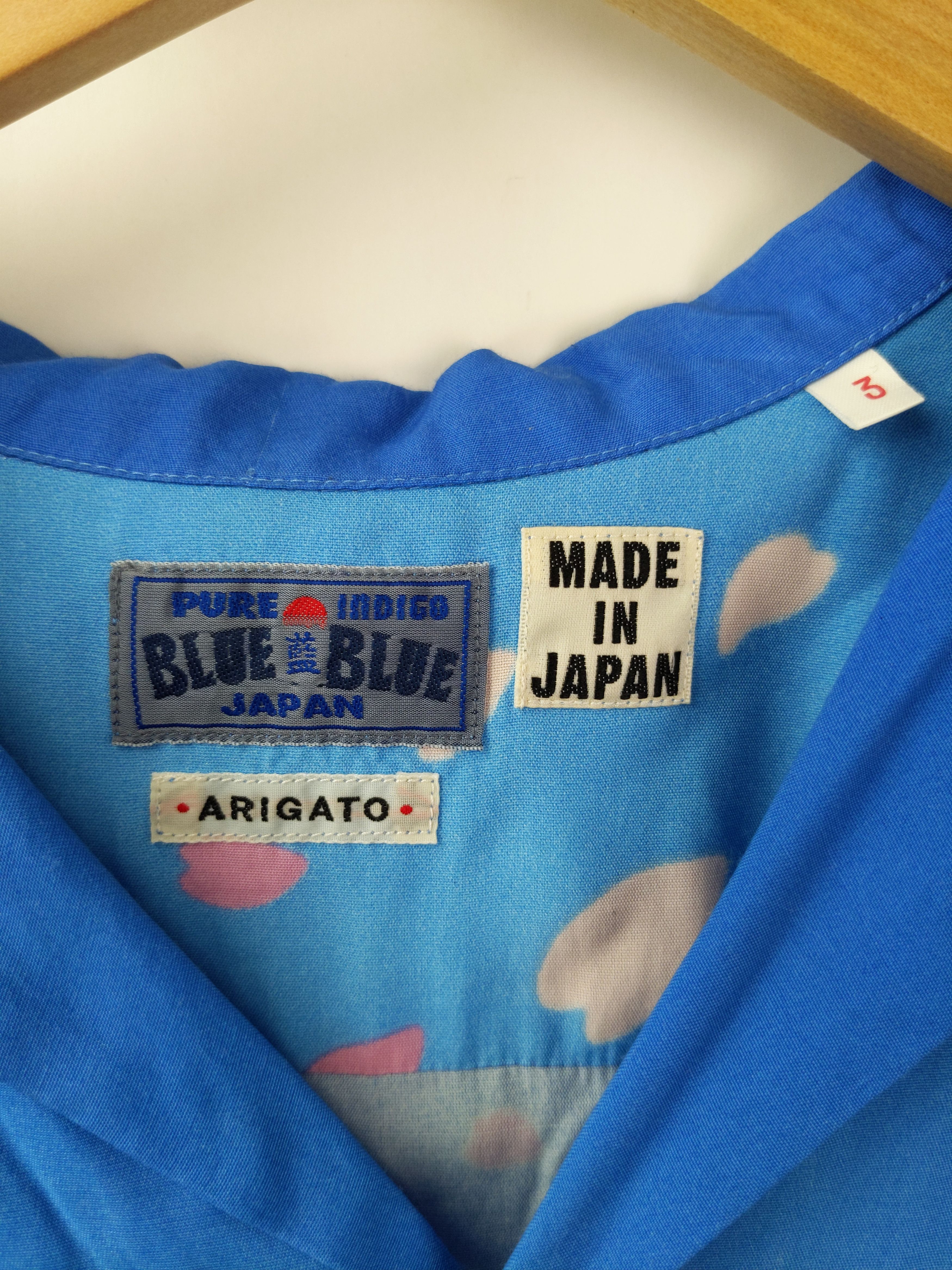 Blue Blue Japan MT FUJI Printed Indigo Lyocell Shirt Sakura Cherry Blossom Size US L / EU 52-54 / 3 - 3 Thumbnail