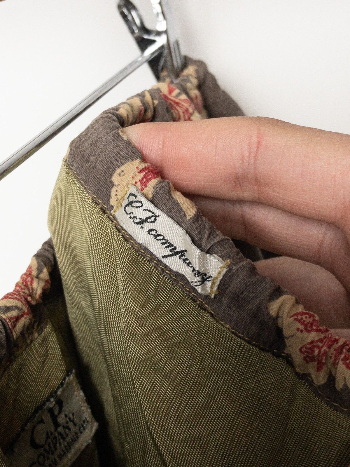 C.P. Company 90’s C.P. Company from Massimo Osti flowers printed shorts Size US 34 / EU 50 - 11 Thumbnail