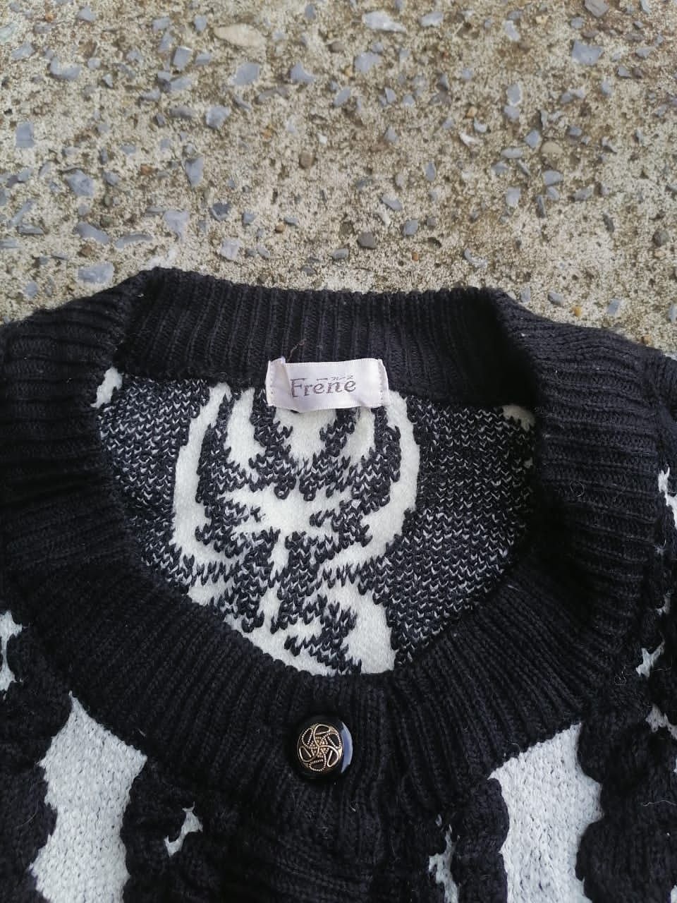 Designer × Japanese Brand Frene Made In Japan Buttons Knitwear Size US M / EU 48-50 / 2 - 3 Thumbnail