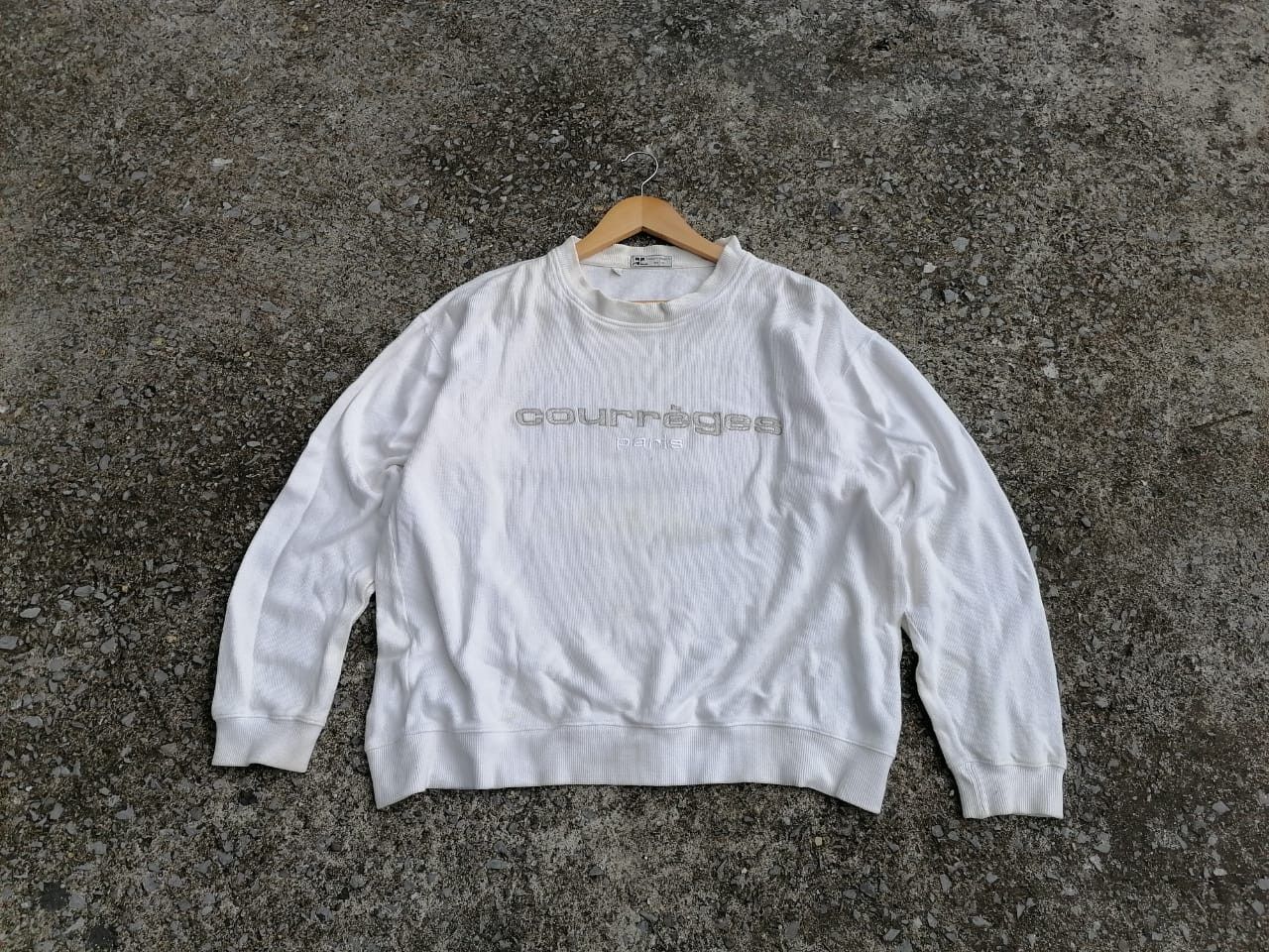 Courreges Courreges Paris Embroidered Sweatshirt Size M / US 6-8 / IT 42-44 - 1 Thumbnail