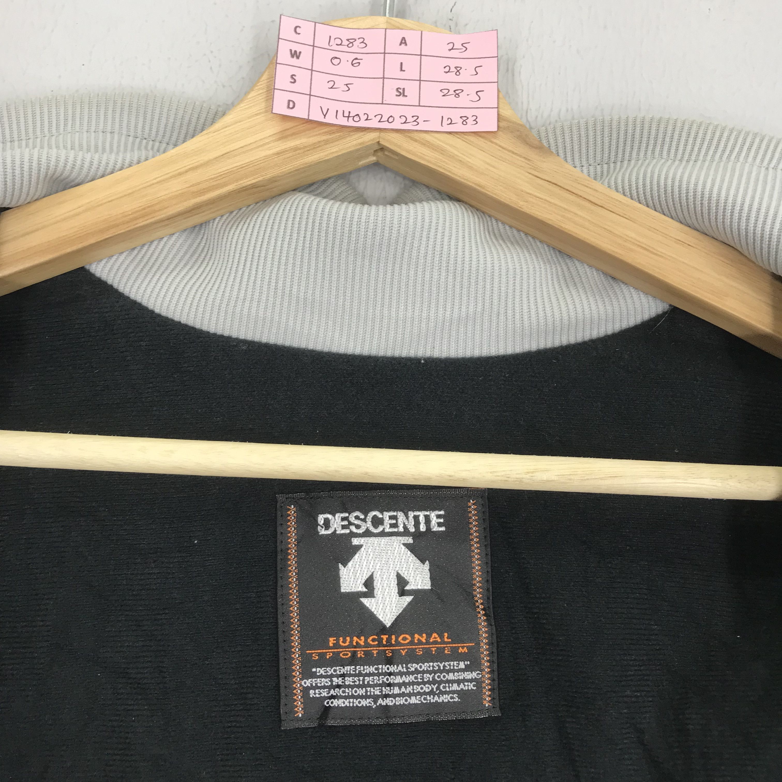 Descente Vintage Descente Sport Jami Baseball Light Jacket Zipper Size US L / EU 52-54 / 3 - 12 Thumbnail