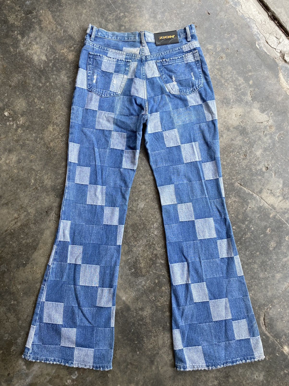 Who Decides War Zion Amaranth Flare Jeans Size US 30 / EU 46 - 2 Thumbnail