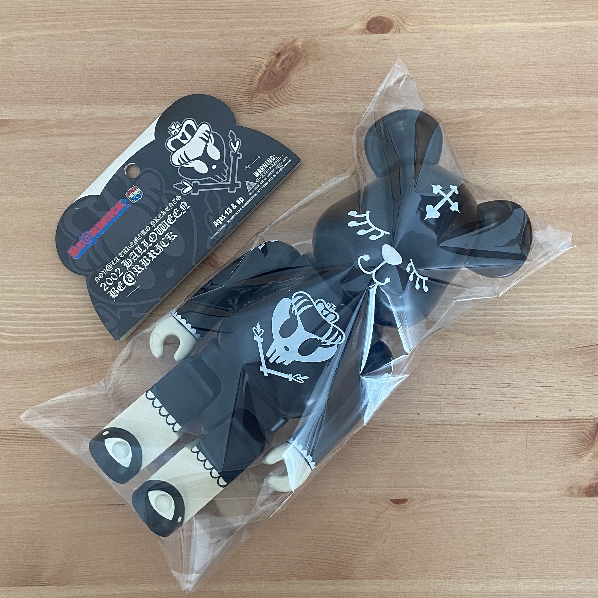 Medicom Toy 2002 Be@rbrick 400% Halloween Material Lolita