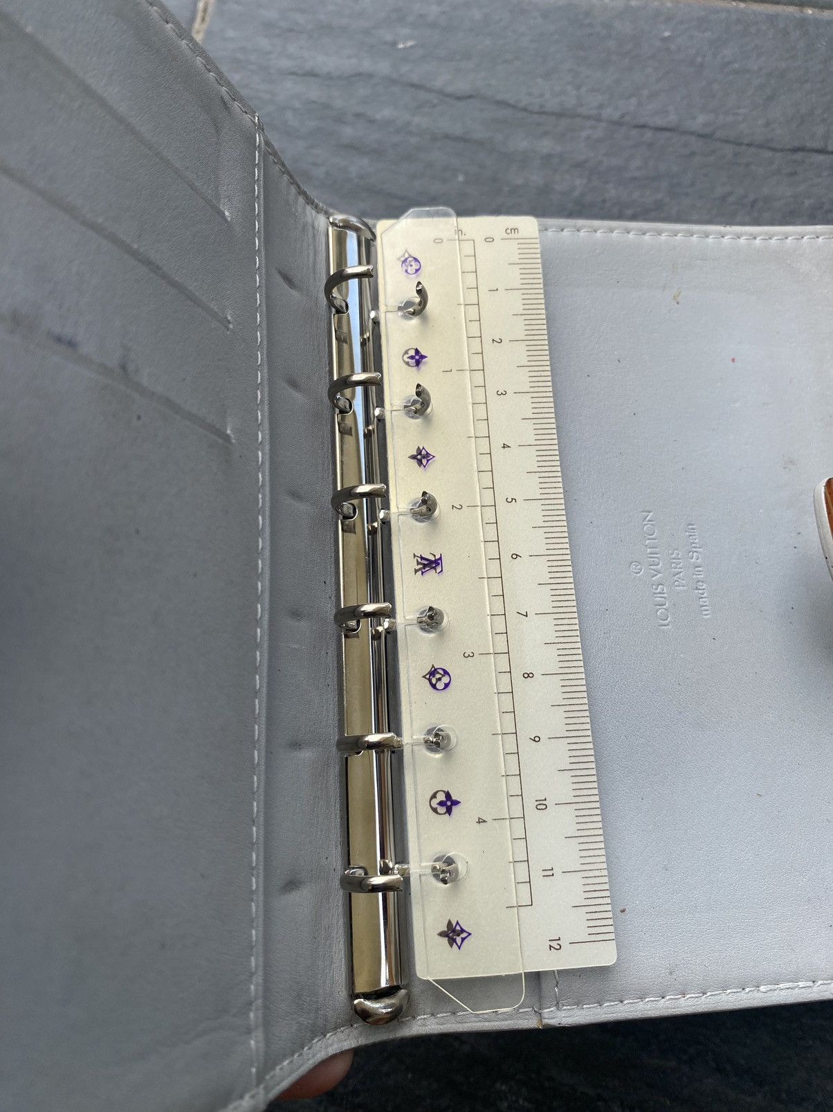 Louis Vuitton Authentic Vintage Epi Millennium Small Ring Agenda Size ONE SIZE - 15 Thumbnail