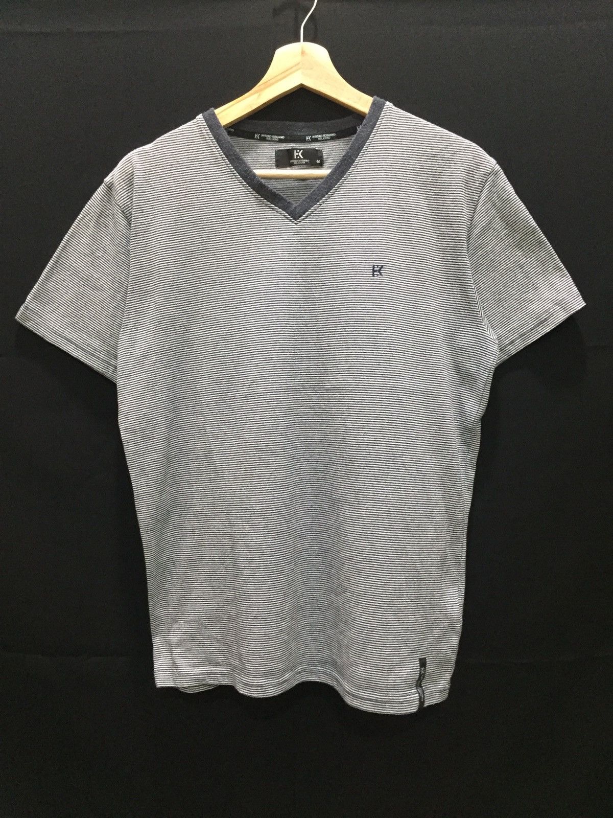 Hiroko Koshino Homme Hiroko Koshino V Neck Tee #T1-14 Size US M / EU 48-50 / 2 - 1 Thumbnail