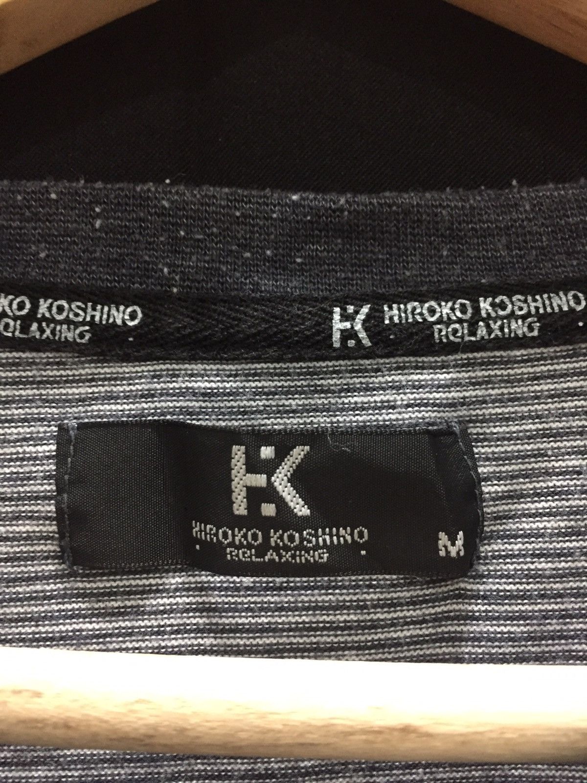 Hiroko Koshino Homme Hiroko Koshino V Neck Tee #T1-14 Size US M / EU 48-50 / 2 - 4 Thumbnail