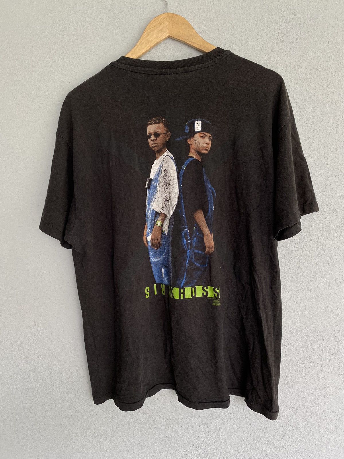 Rap Tees Vintage Kris Kross Jump T shirt L 1992 Rap Hip Hop Duo Size US XL / EU 56 / 4 - 2 Thumbnail