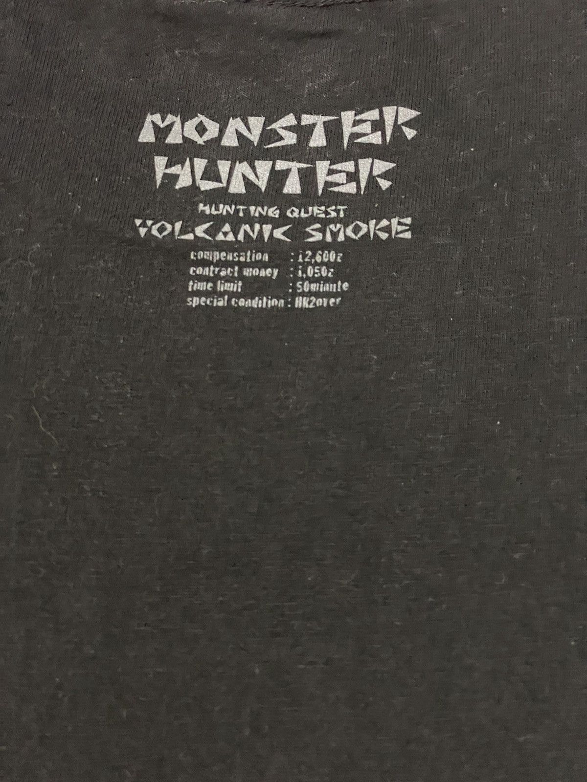 Other Vintage Monster Hunter Playstation Game Tshirt Size US M / EU 48-50 / 2 - 5 Thumbnail