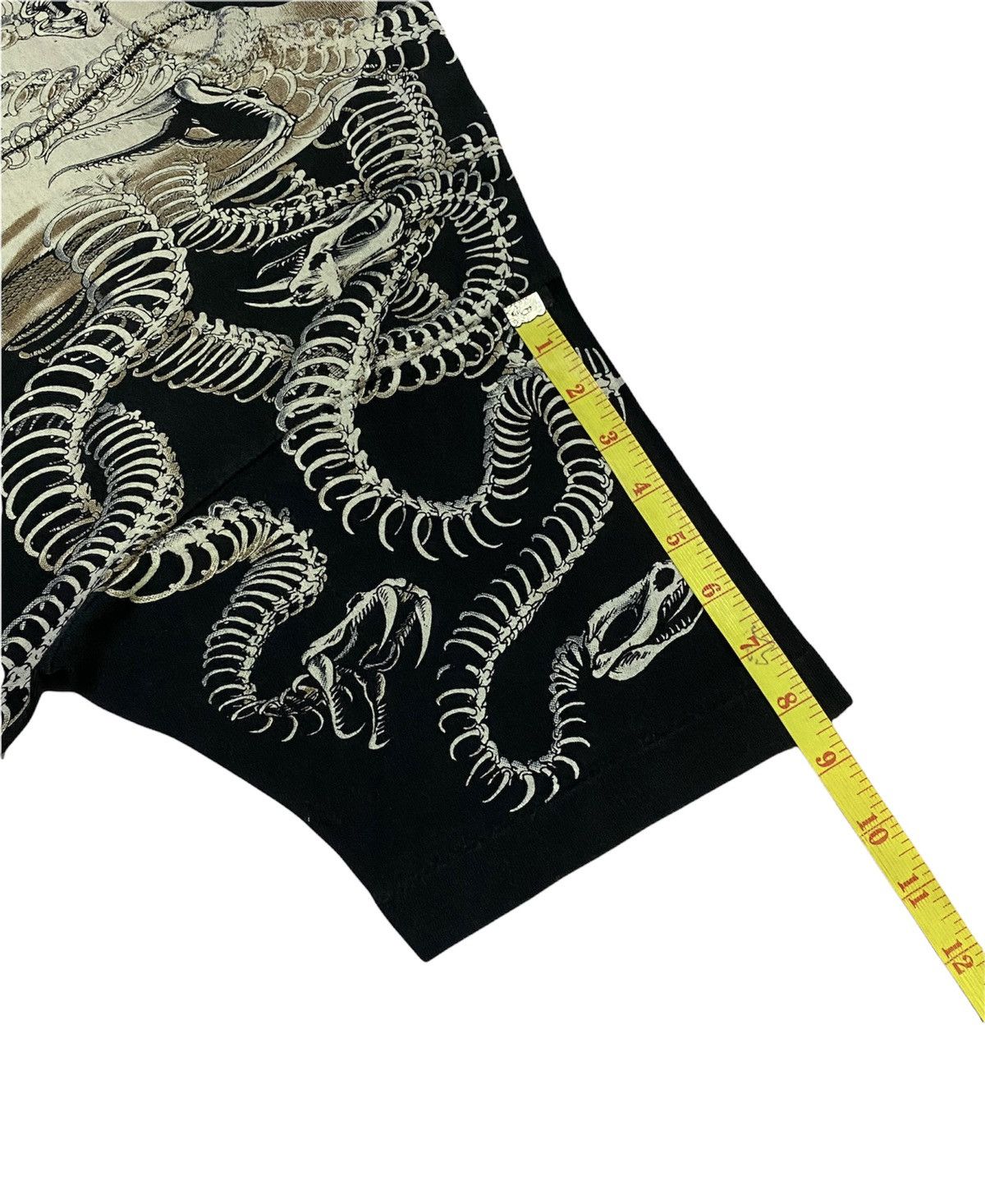 Liquid Blue Vintage 1993 Liquid Blue Madusa Skull All Over Print Tee Size US L / EU 52-54 / 3 - 7 Thumbnail