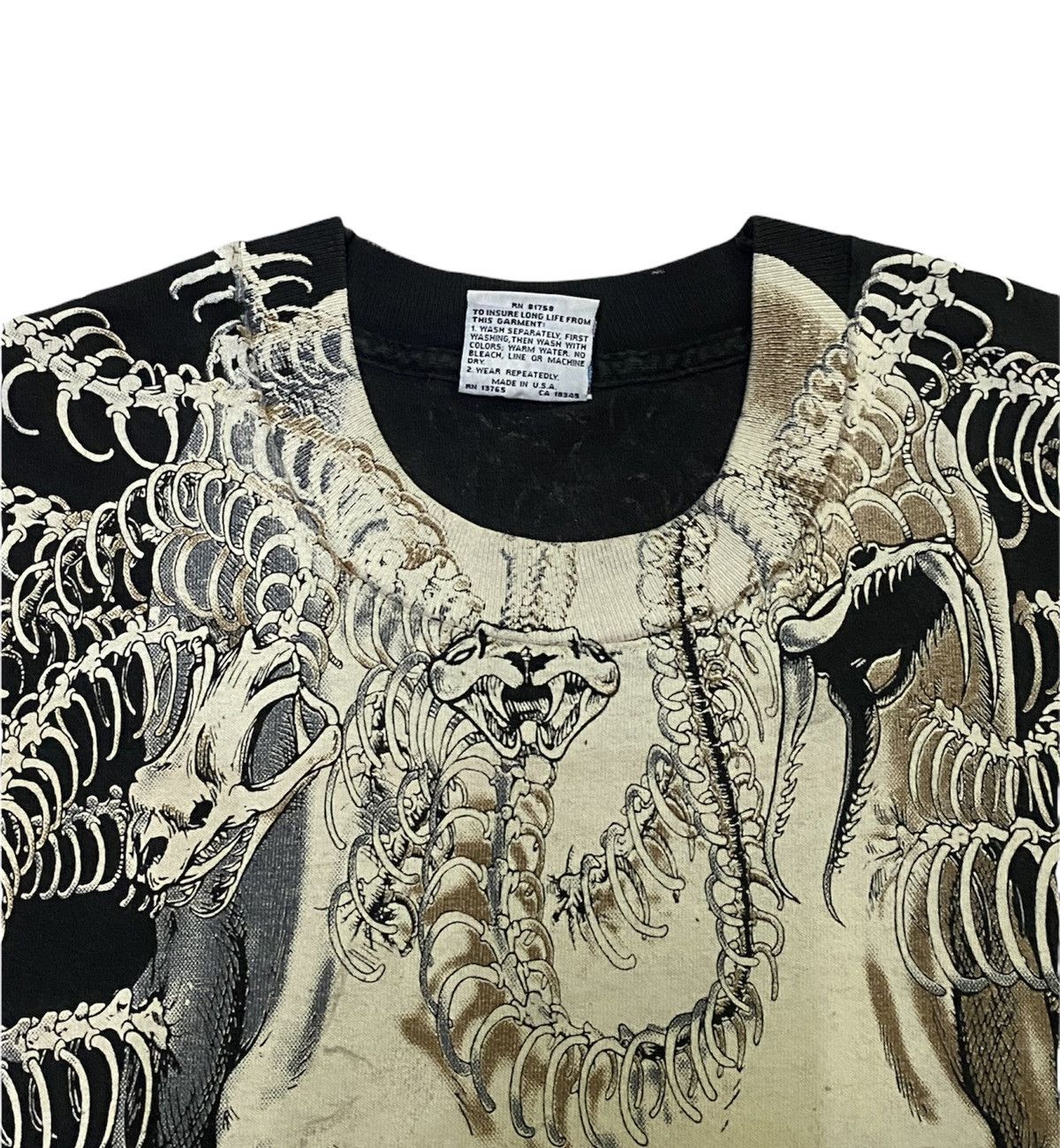Liquid Blue Vintage 1993 Liquid Blue Madusa Skull All Over Print Tee Size US L / EU 52-54 / 3 - 12 Thumbnail