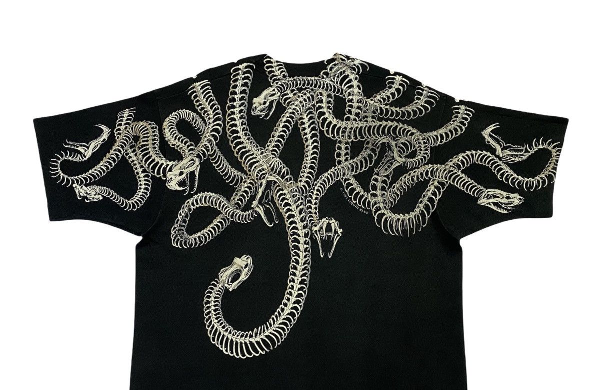 Liquid Blue Vintage 1993 Liquid Blue Madusa Skull All Over Print Tee Size US L / EU 52-54 / 3 - 13 Thumbnail