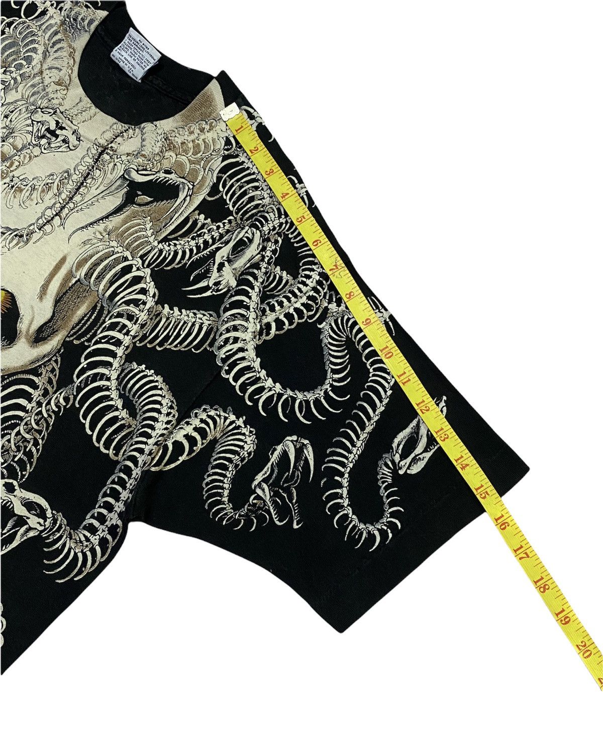 Liquid Blue Vintage 1993 Liquid Blue Madusa Skull All Over Print Tee Size US L / EU 52-54 / 3 - 8 Thumbnail