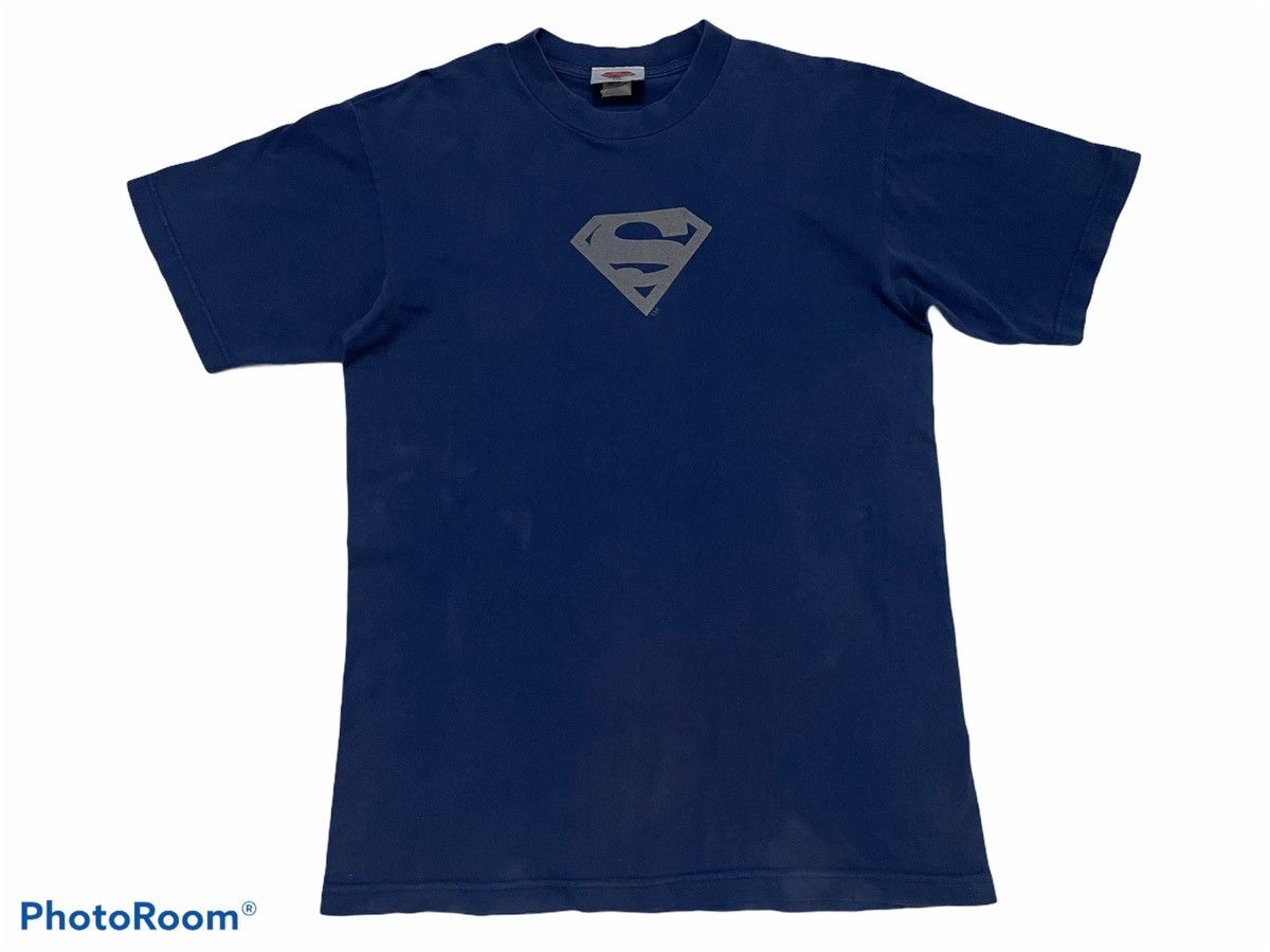 Vintage Vintage Tm&1997 Dc Comics Movie Superman Tshirt Size US M / EU 48-50 / 2 - 1 Thumbnail