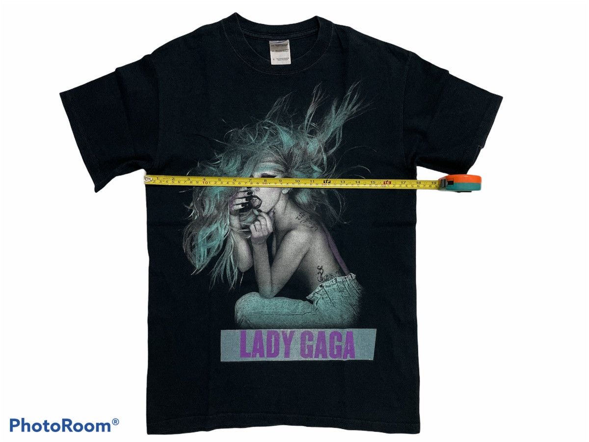 Other Vintage Lady Gaga Tour Tees The Born This Way Ball Size US M / EU 48-50 / 2 - 5 Thumbnail