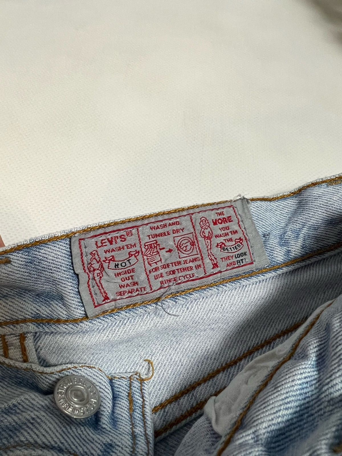 Levi's × Levi's Vintage Clothing Vintage Levis 501 90s baby blue jeans 32x32 straight Denim Size US 32 / EU 48 - 6 Thumbnail