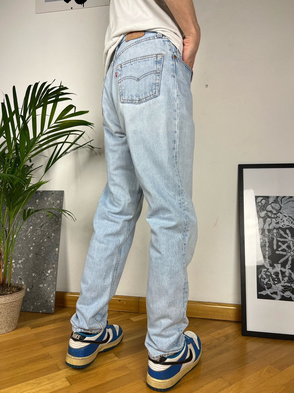 Levi's × Levi's Vintage Clothing Vintage Levis 501 90s baby blue jeans 32x32 straight Denim Size US 32 / EU 48 - 11 Thumbnail