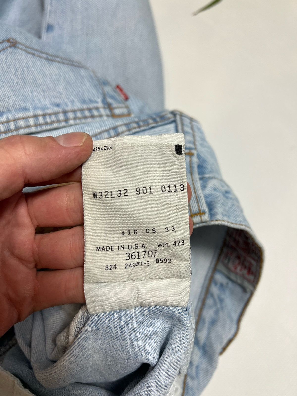 Levi's × Levi's Vintage Clothing Vintage Levis 501 90s baby blue jeans 32x32 straight Denim Size US 32 / EU 48 - 7 Thumbnail