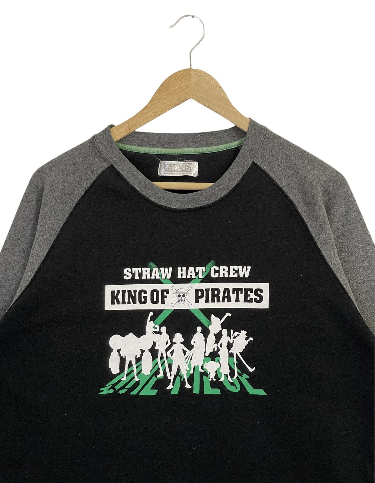 Japanese Brand × One Piece Vintage One Piece Sweatshirt anime japan Size US L / EU 52-54 / 3 - 3 Thumbnail