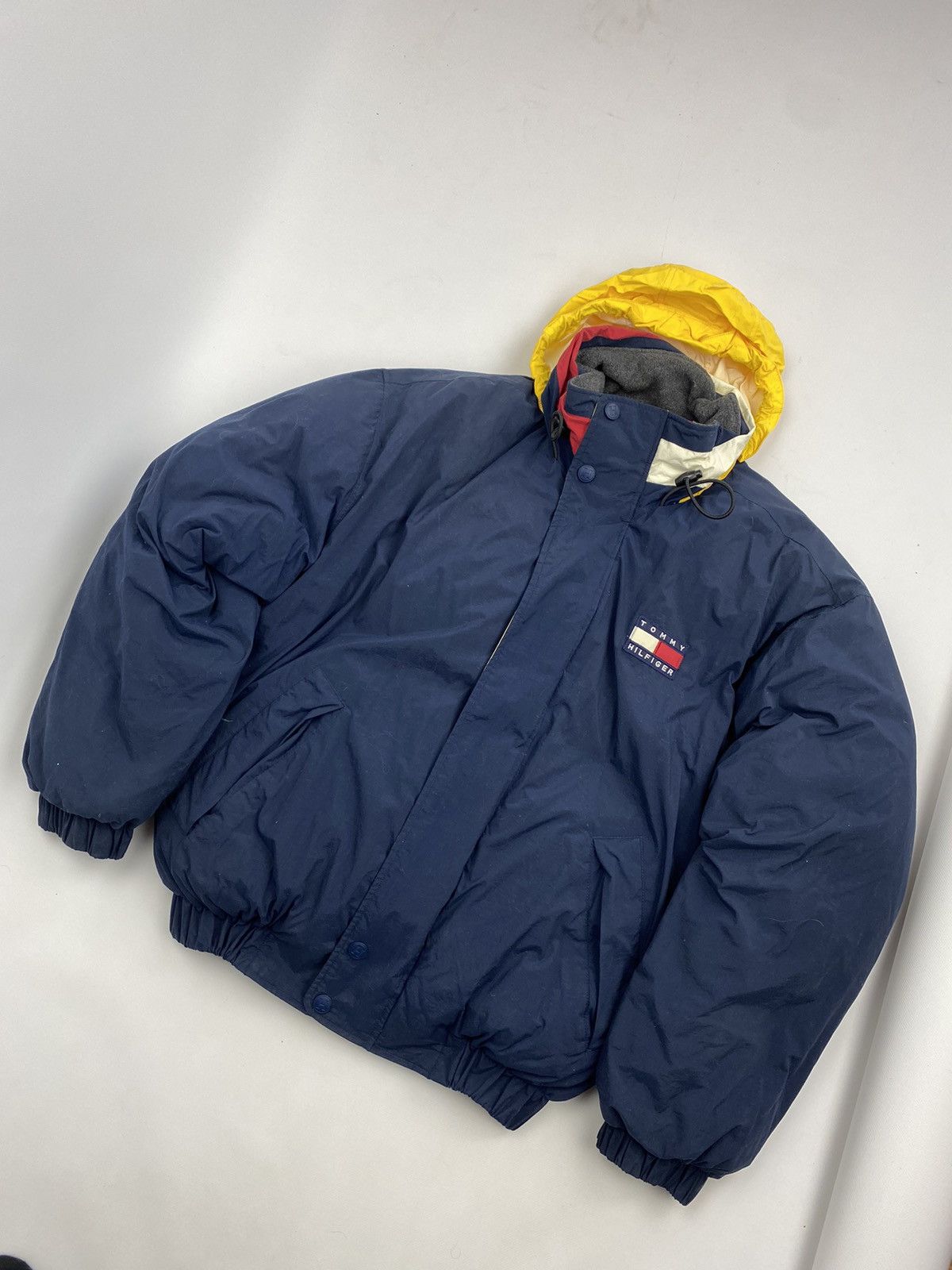Tommy Hilfiger Vintage Tommy Hilfiger Puffer Jacket Size US L / EU 52-54 / 3 - 1 Thumbnail