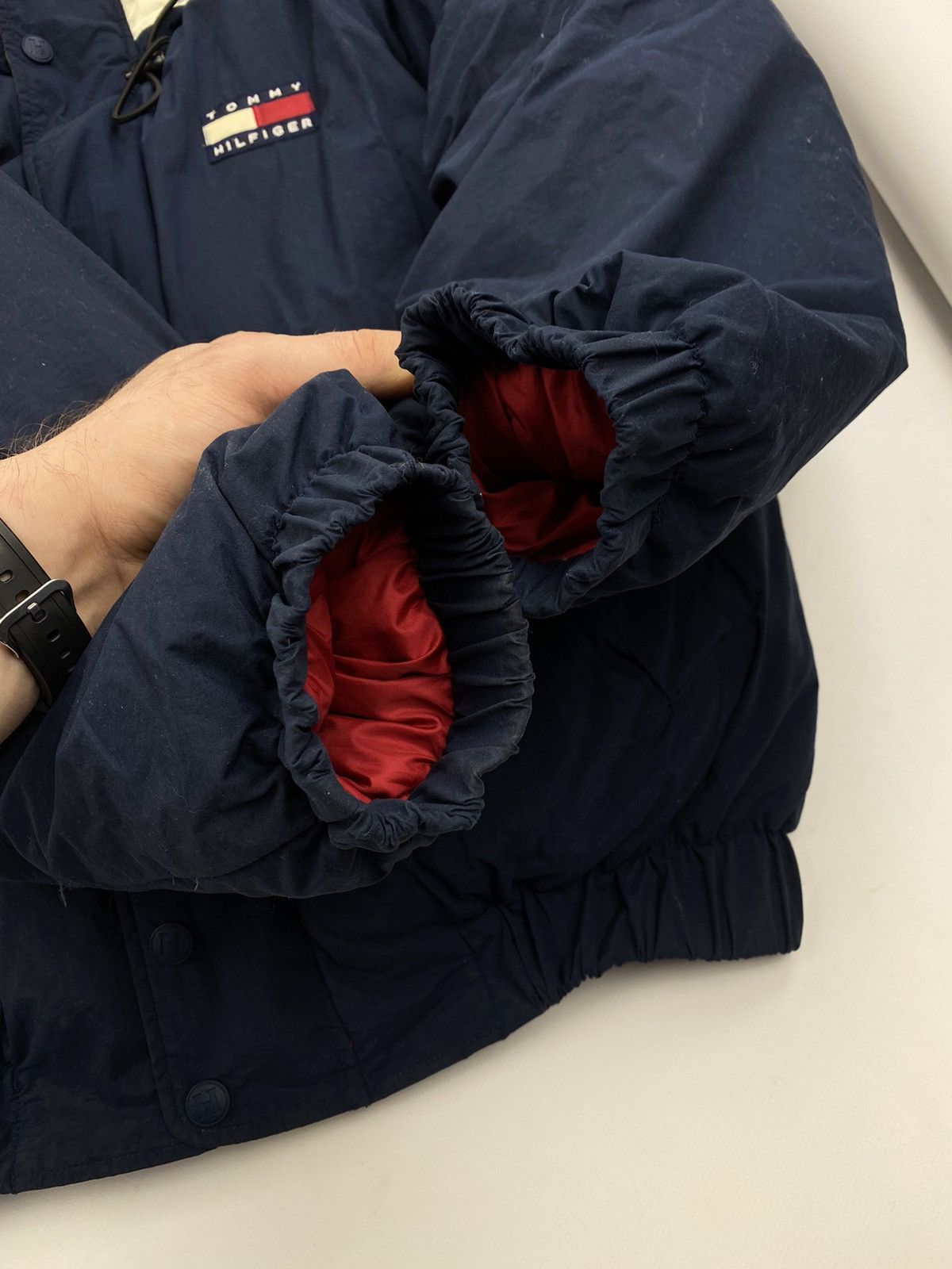 Tommy Hilfiger Vintage Tommy Hilfiger Puffer Jacket Size US L / EU 52-54 / 3 - 7 Thumbnail