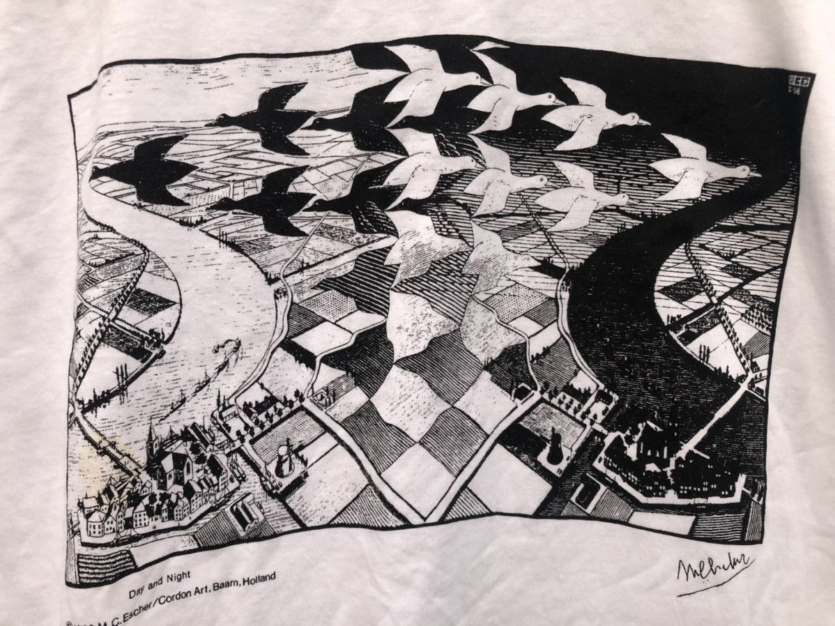 Vintage Vintage M.c Escher Art T-Shirts Size US M / EU 48-50 / 2 - 9 Thumbnail