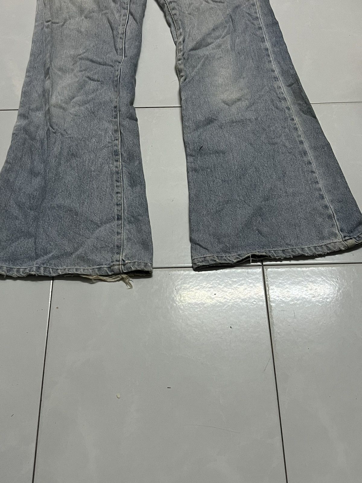 Vintage Denim vintage bell bottoms distressed blue Size US 29 - 8 Thumbnail