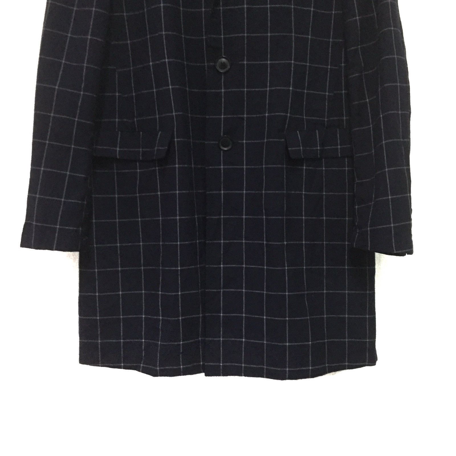 Japanese Brand long Coat suitable for use in autumn (darkblue Colour)😍😍😍 Size US L / EU 52-54 / 3 - 4 Thumbnail