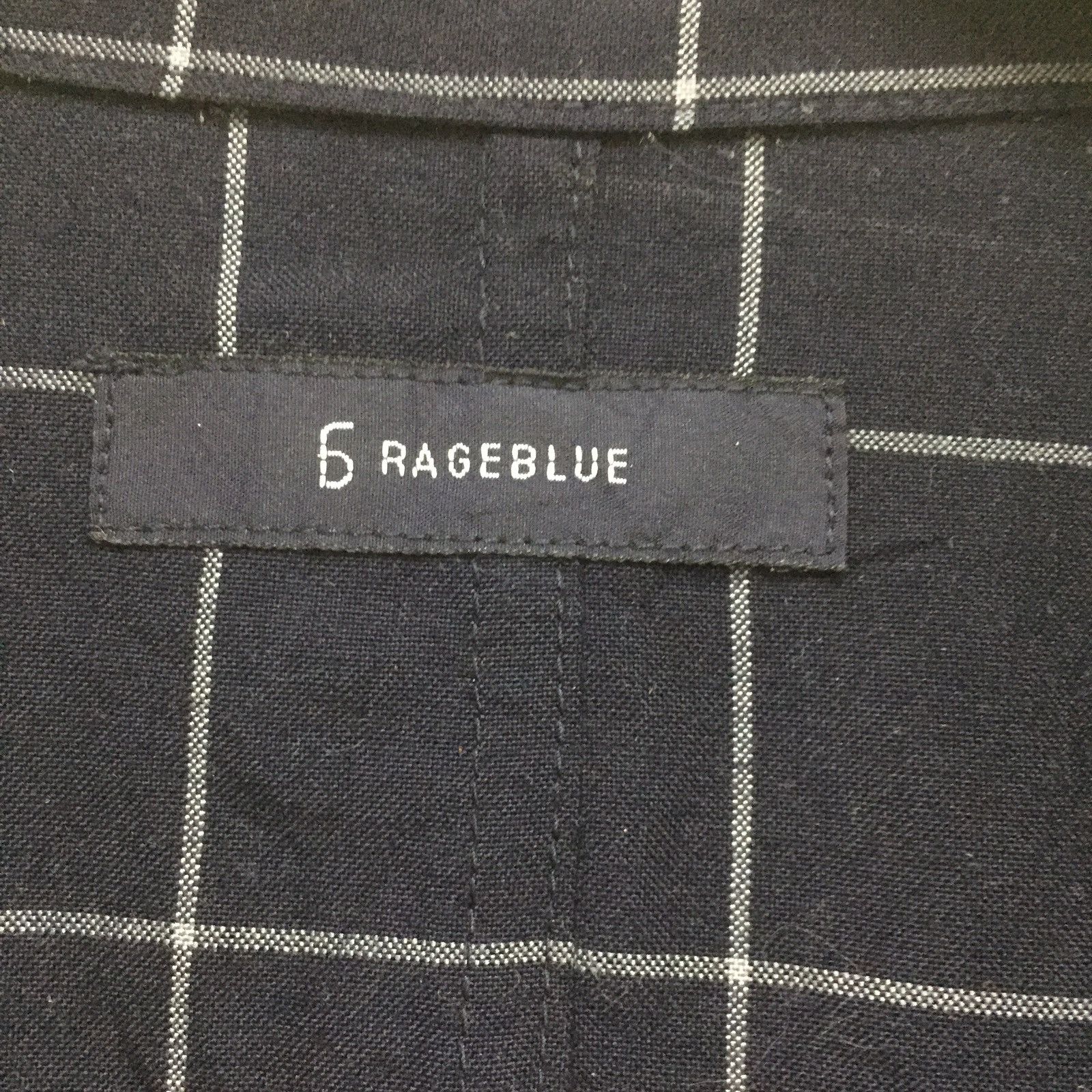 Japanese Brand long Coat suitable for use in autumn (darkblue Colour)😍😍😍 Size US L / EU 52-54 / 3 - 5 Thumbnail