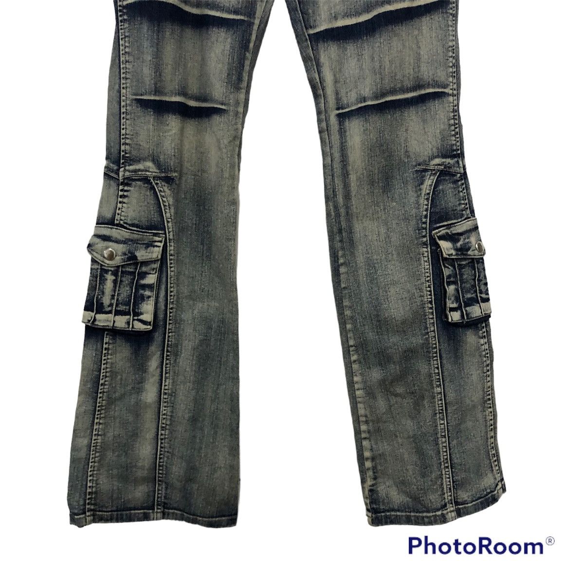 Japanese Brand Rare design cargo pant bootcut Size US 31 - 3 Thumbnail