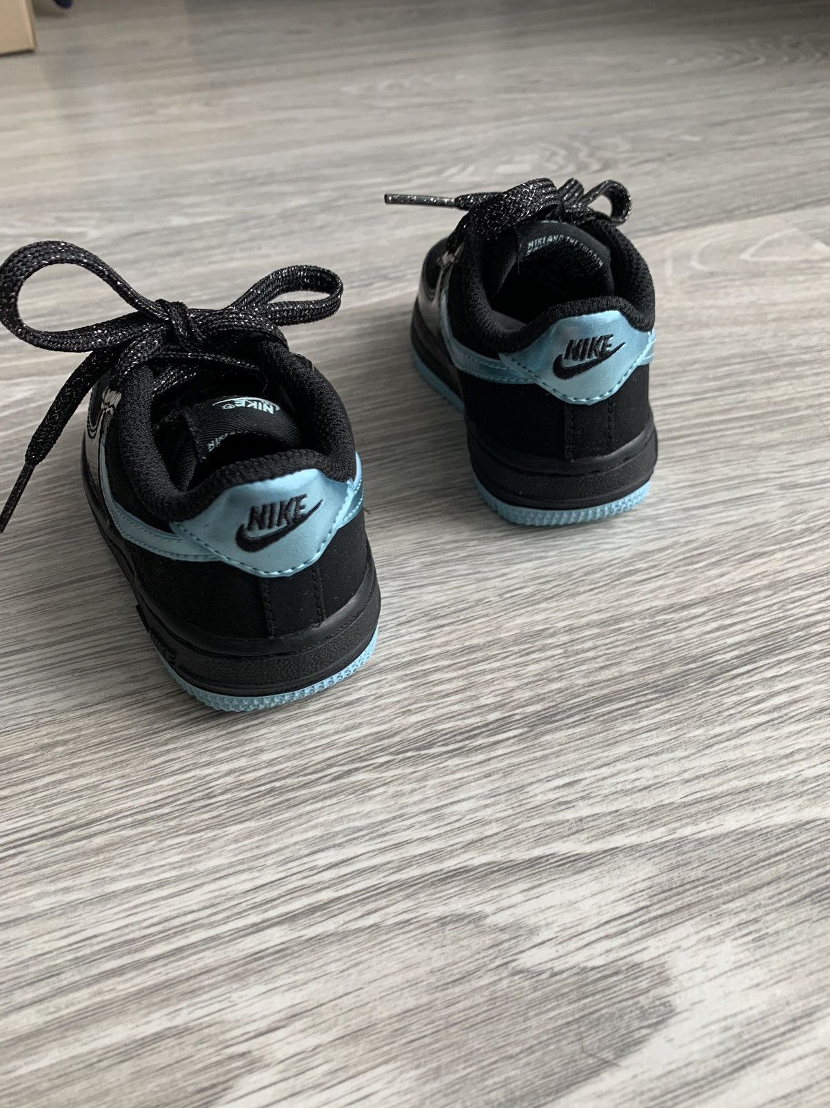Nike Air Force Low 'Tiffany'-leaning Black Blue kids child