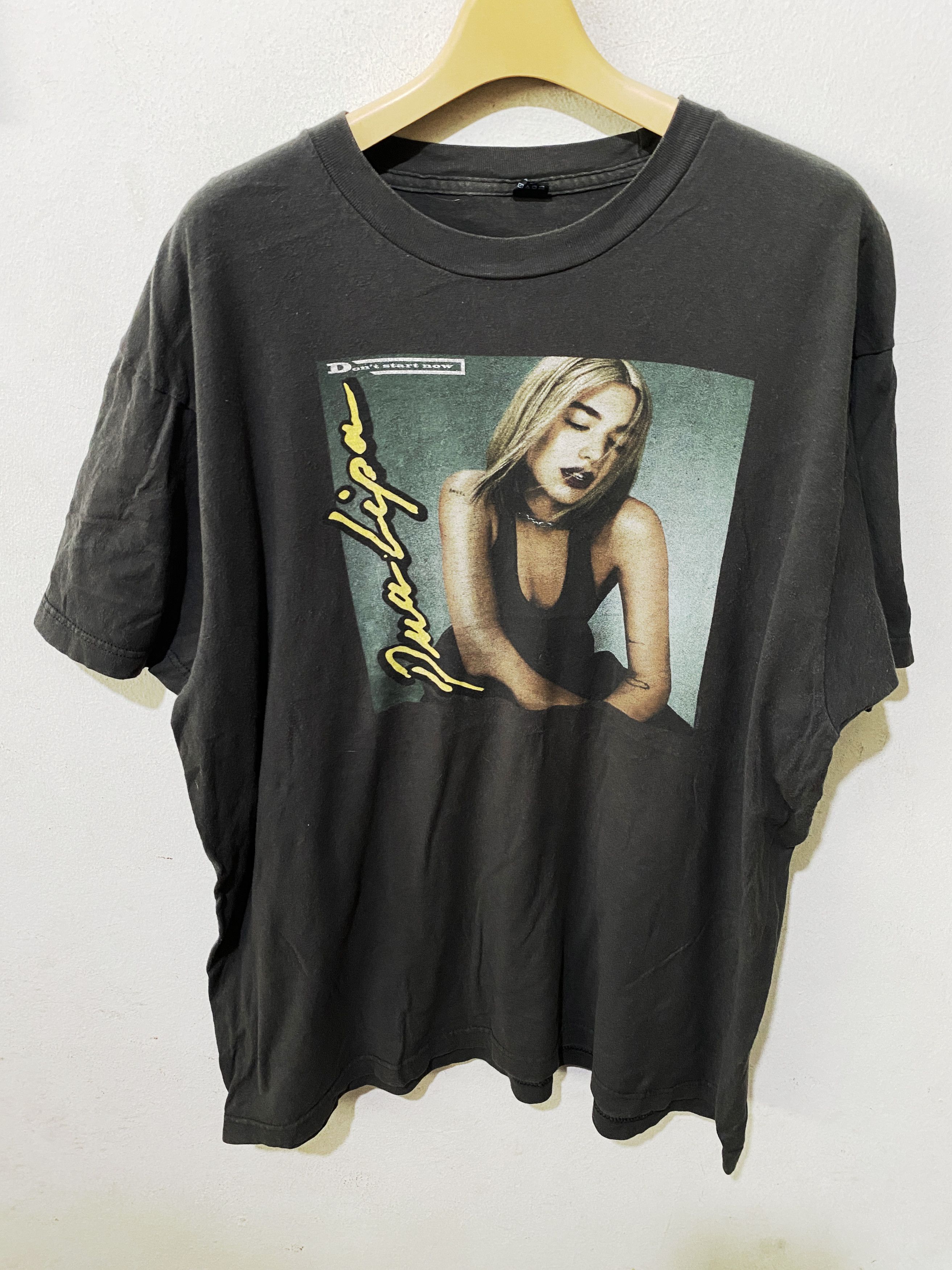 Dua Lipa T-shirt