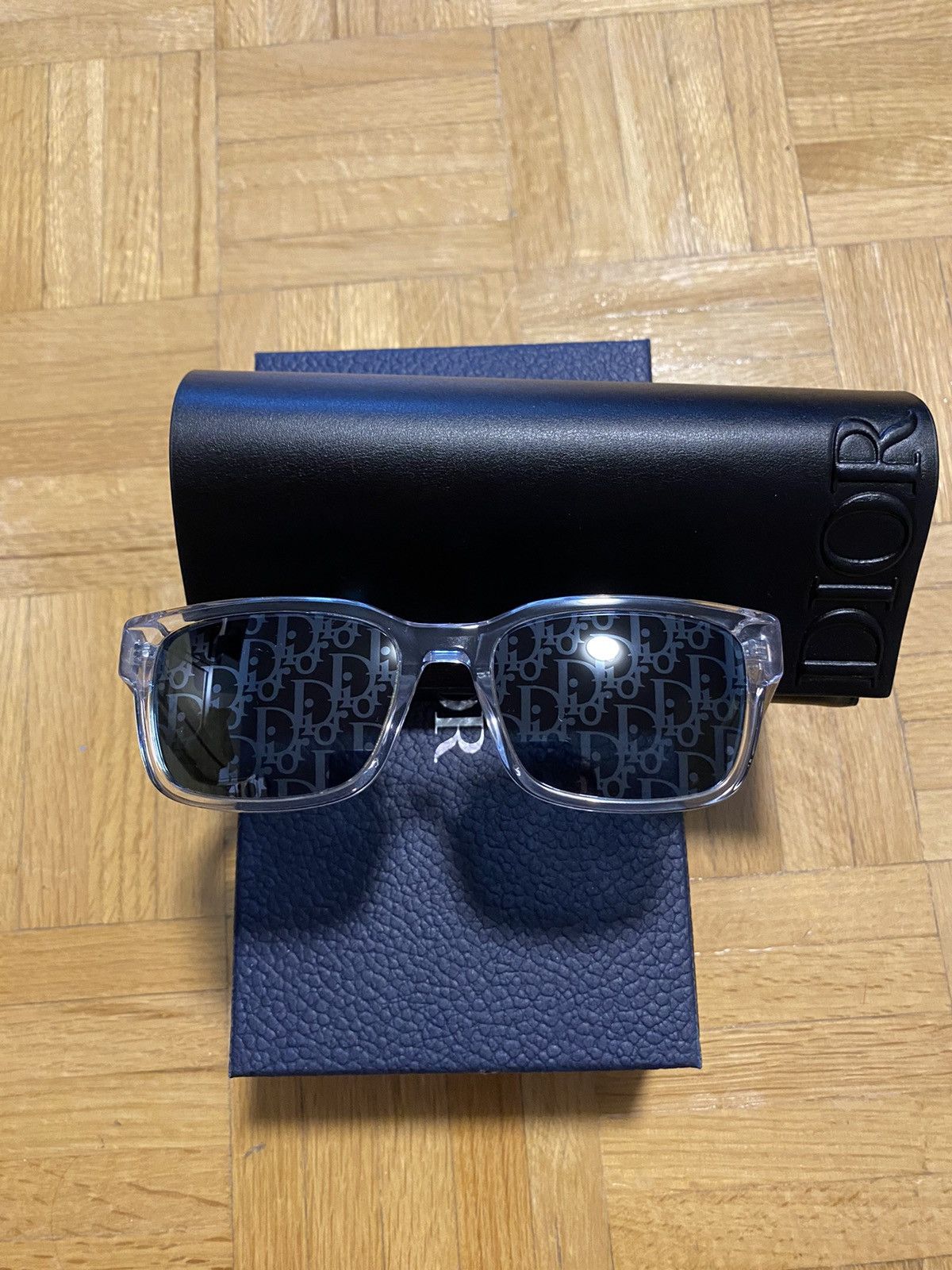 Dior Dior 40030 Clear Wayfarer Sunglasses with Dior print Size ONE SIZE - 4 Thumbnail
